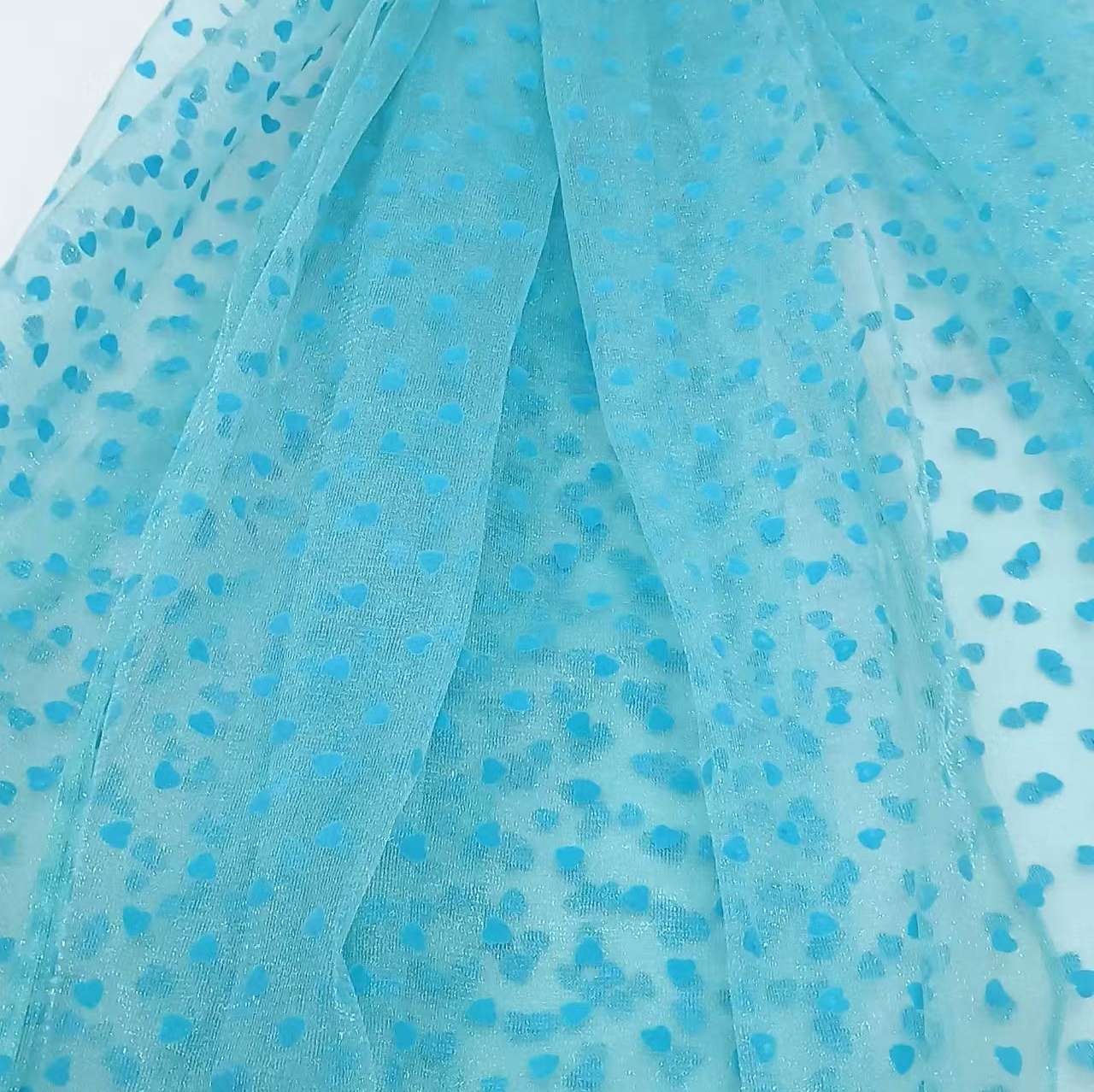 双层加密网布针织面料三明治网眼布全涤帽网纺织材料12白底实物图