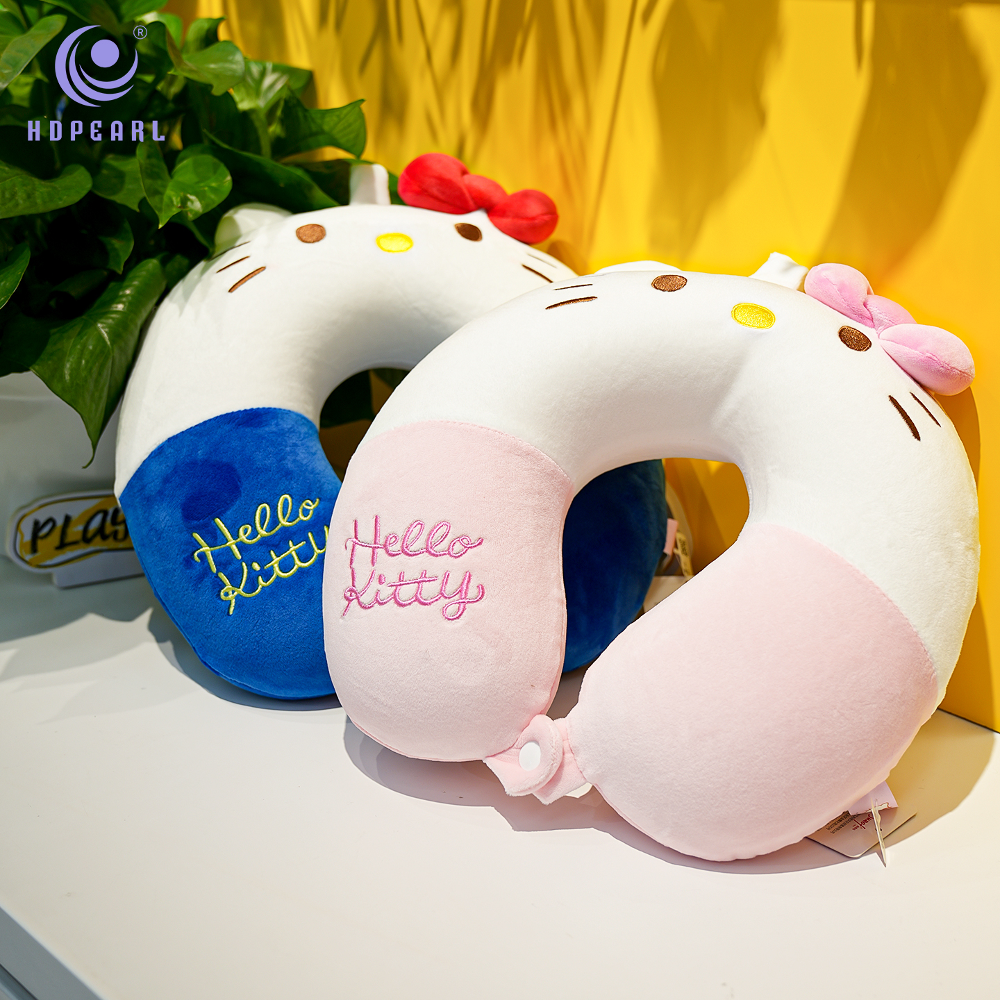 Hello Kitty U造型颈枕， KT猫u型枕可爱卡通u形枕午睡枕旅行防落枕办公室午休学生教室头枕 记忆棉款