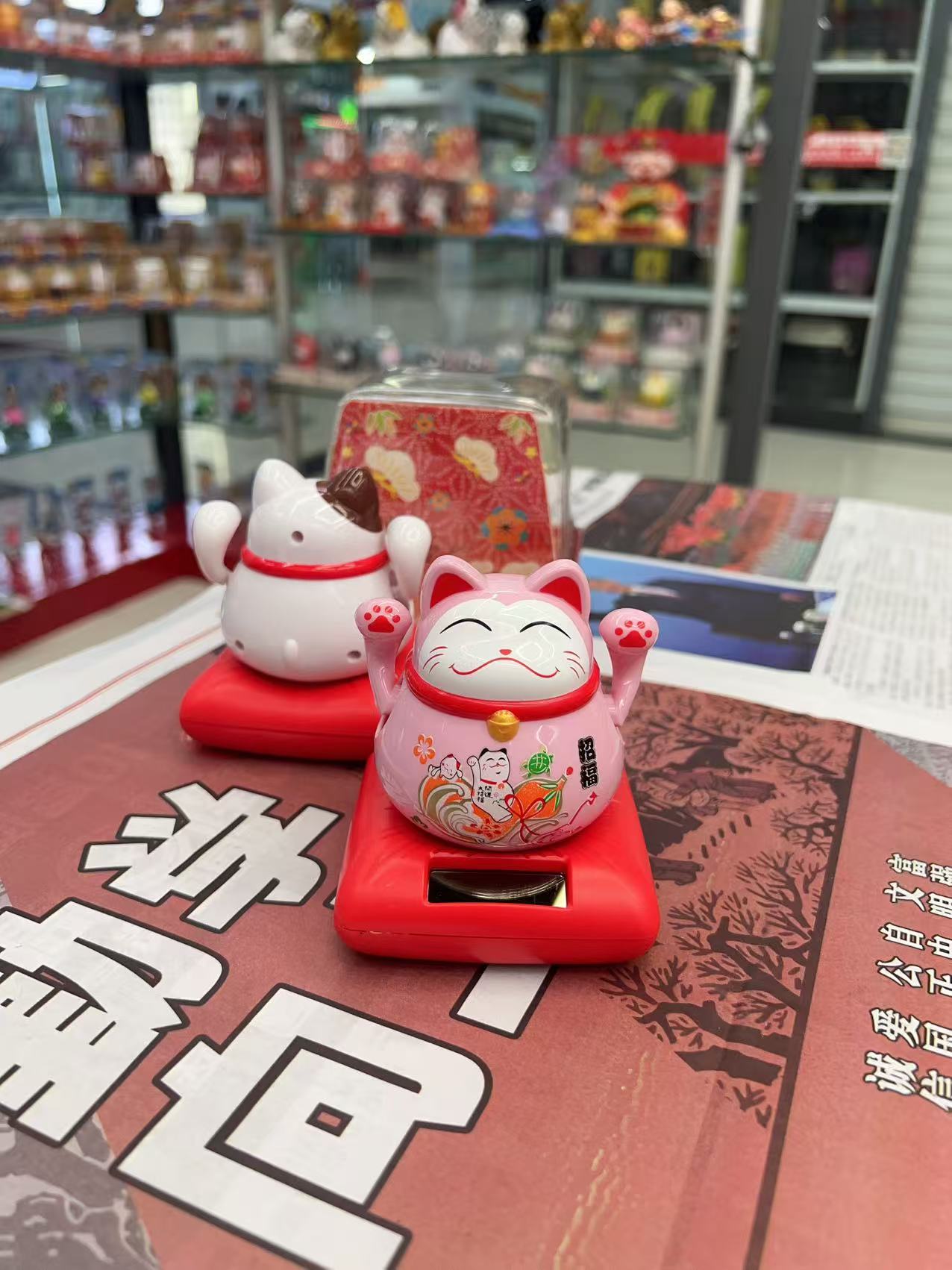 猫太阳能摇手车载小摆件自动招手家居客厅店铺开业桌面礼品招财猫详情10