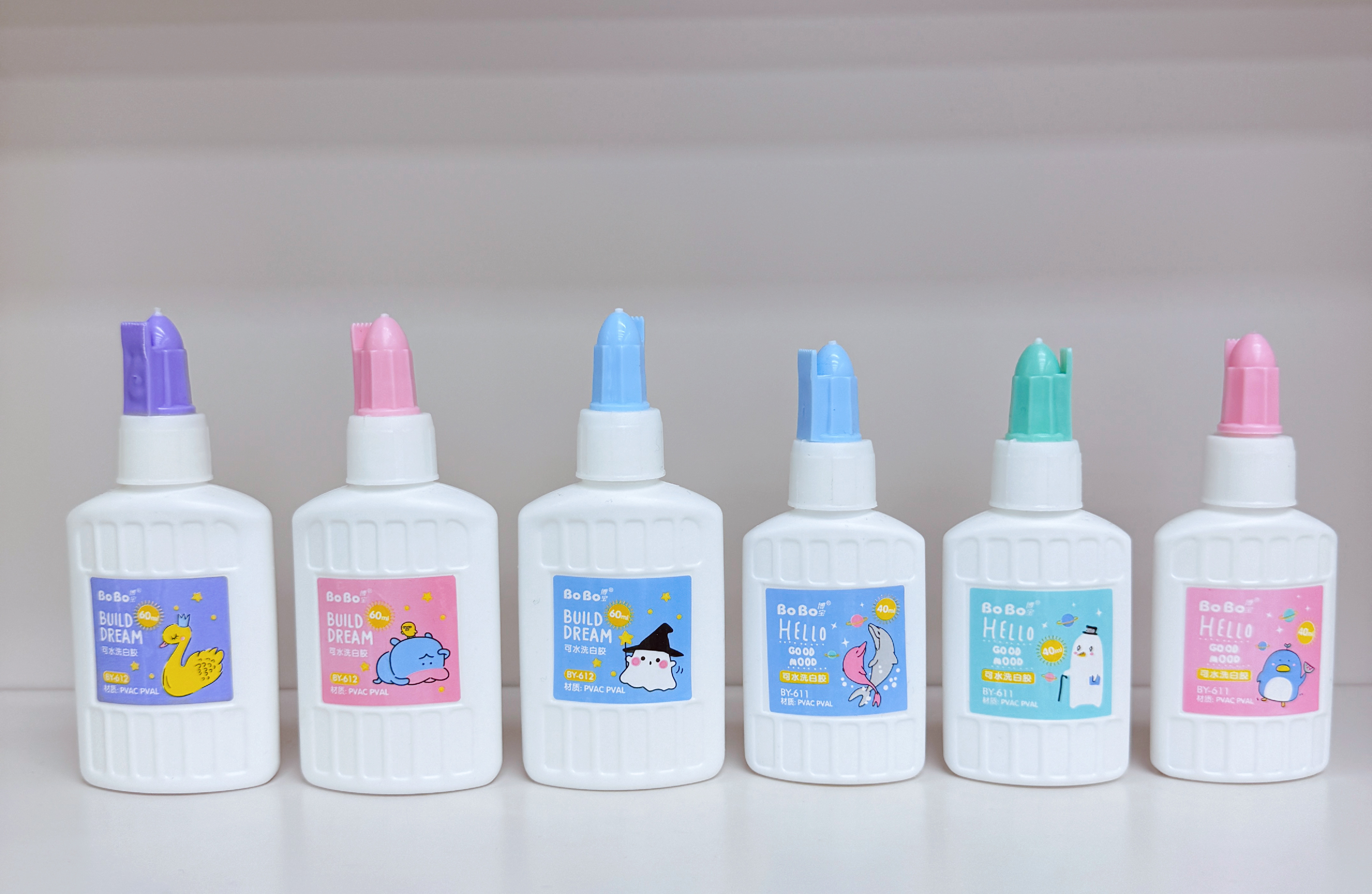 BY-612 White Glue 60ml, student-specific eco-friendly white glue, quick bonding, easy to use, odorless and free of formaldehyde Application Scenario
