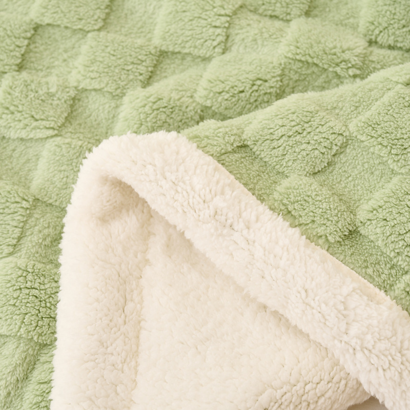 New Taff velvet blanket Water Cube double-layer thickened bed sheet details Picture
