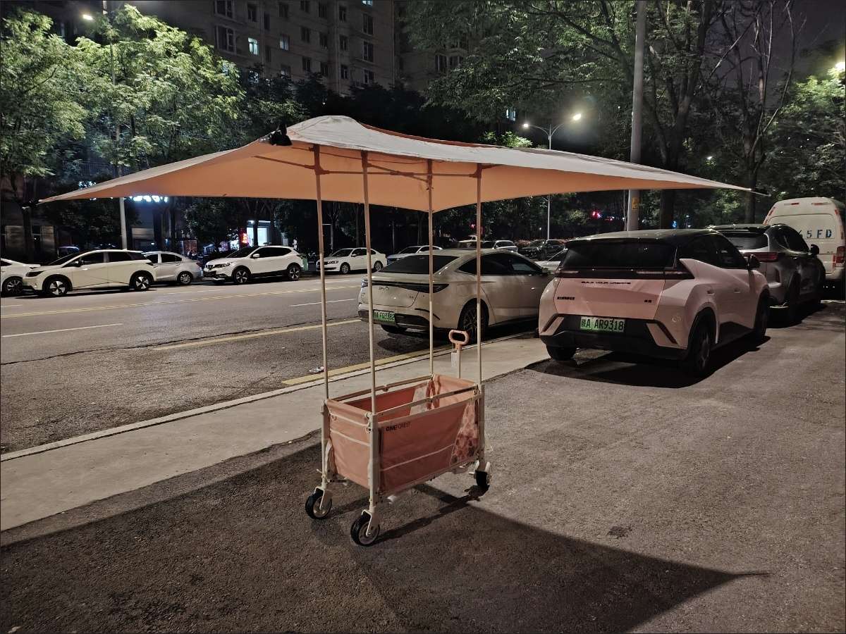 Mountain camping supplies, folding tables and chairs, outdoor camping tables and chairs, portable and lightweight camping folding chairs, camping equipment, leisure chairs, outdoor camping carts, folding tables and chairs, outdoor tents, canopies, multi-in-one outdoor trolleys, Out Item Picture