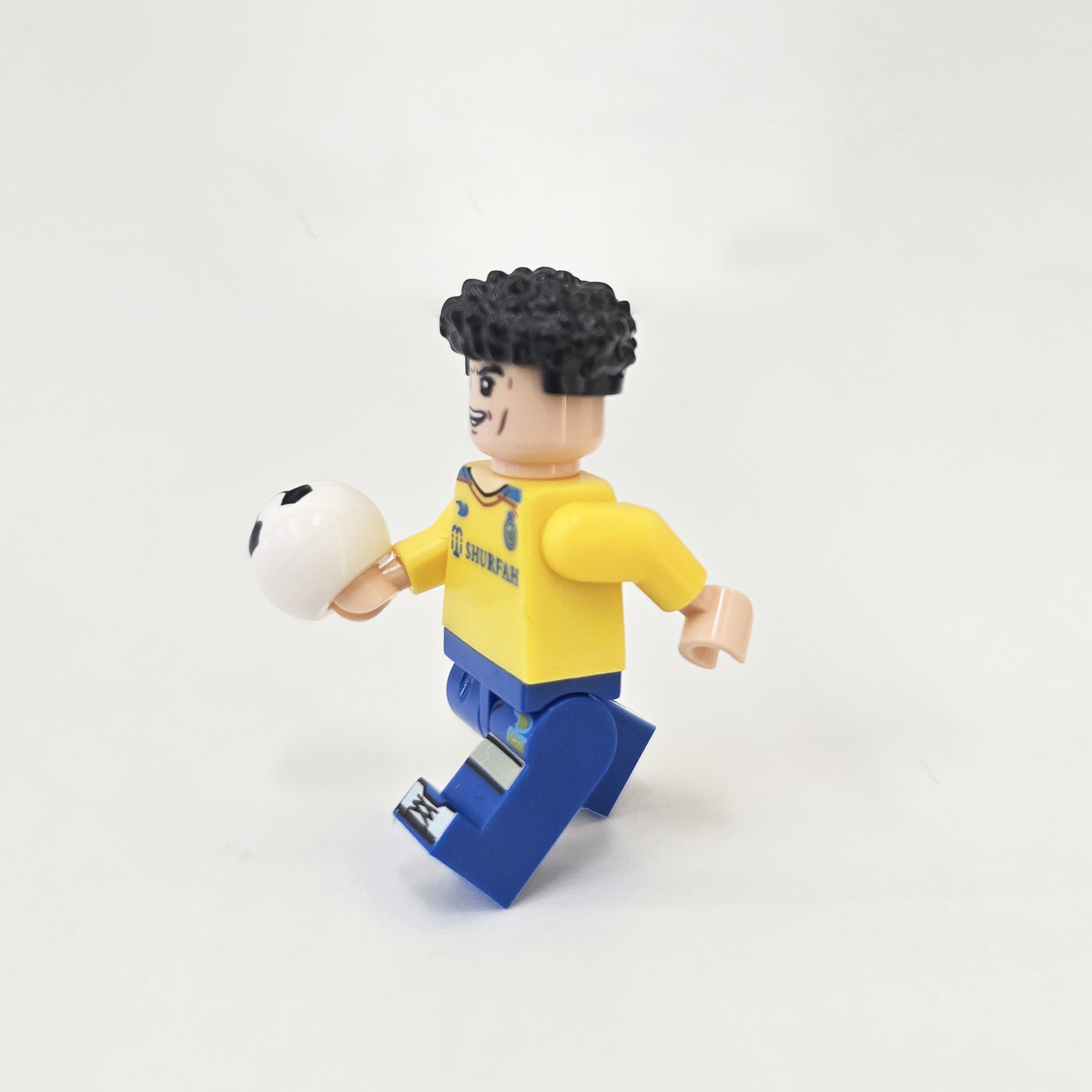World Cup football MiniFigure building blocks compatible with Lego children's educational toys, factory export wholesale 1 yuan 20 pieces, Minifigure Beckham Ronaldo Football Application Scenario