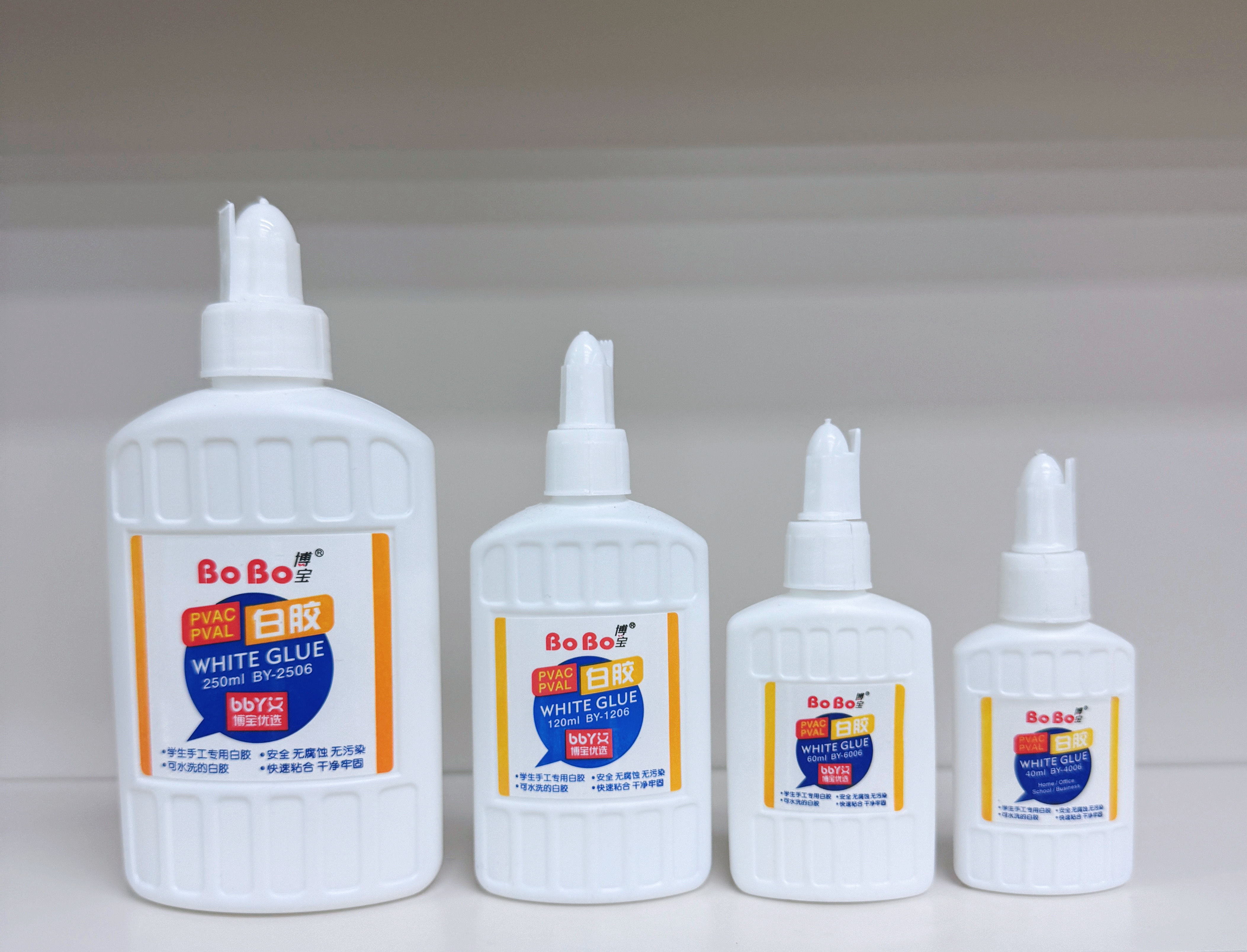 BY-6006 White Glue 40ml, student-specific eco-friendly white glue, quick bonding, easy to use, odorless and free of formaldehyde Application Scenario