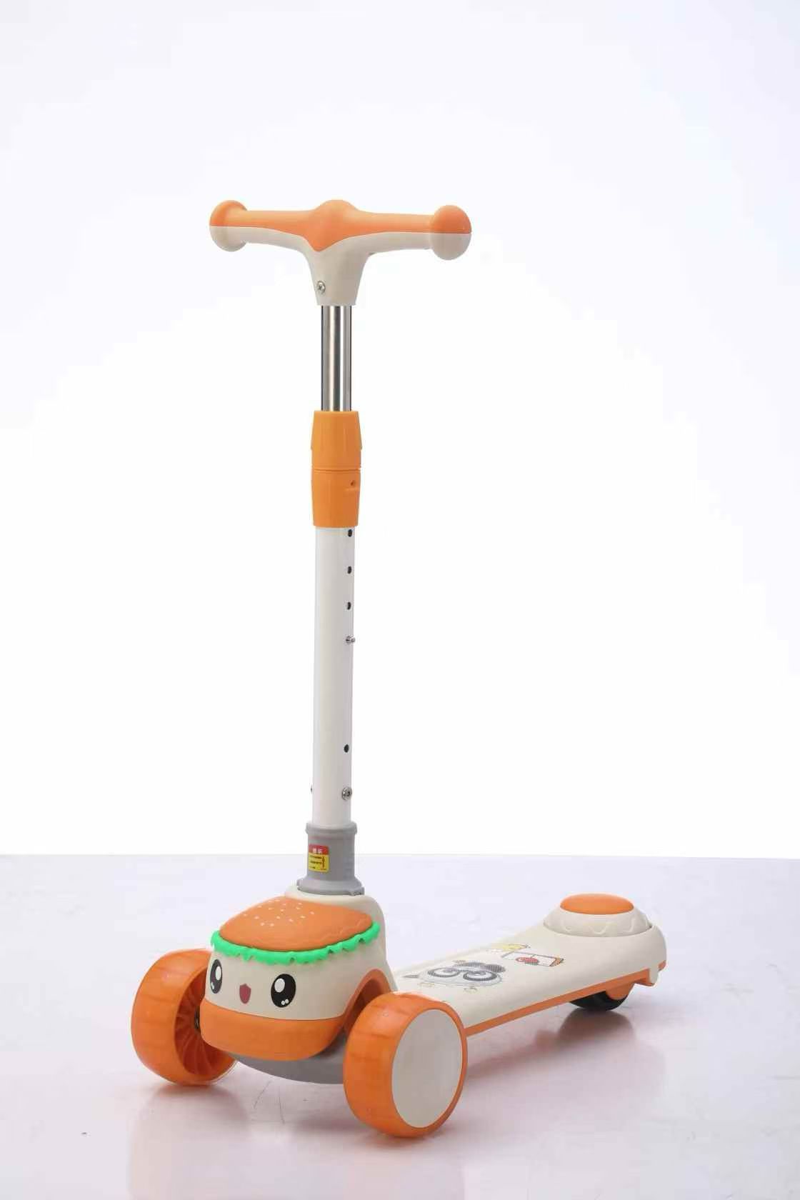 儿童滑板车实物图