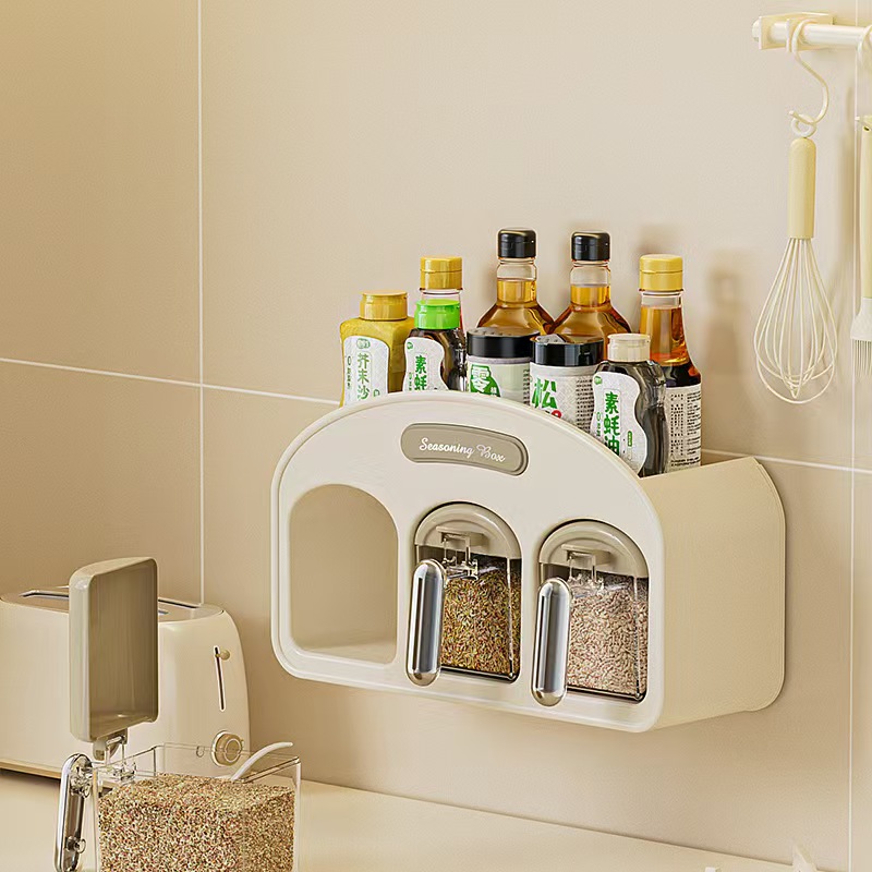 R42-2502-4 Wall-mounted kitchen seasoning box, PET seasoning jar, seasoning box with spoon, seasoning box, sealed kitchen storage box details Picture
