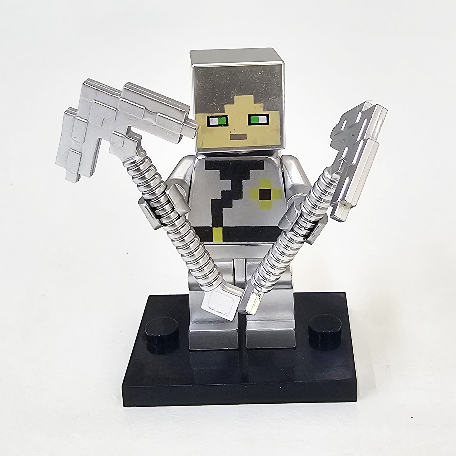 My MiniFigure world of gold and silver minifigure blocks compatible with Lego children's educational toys, factory export wholesale with weapons, gold and silver plated, 1 yuan, 24 pieces Specification drawing