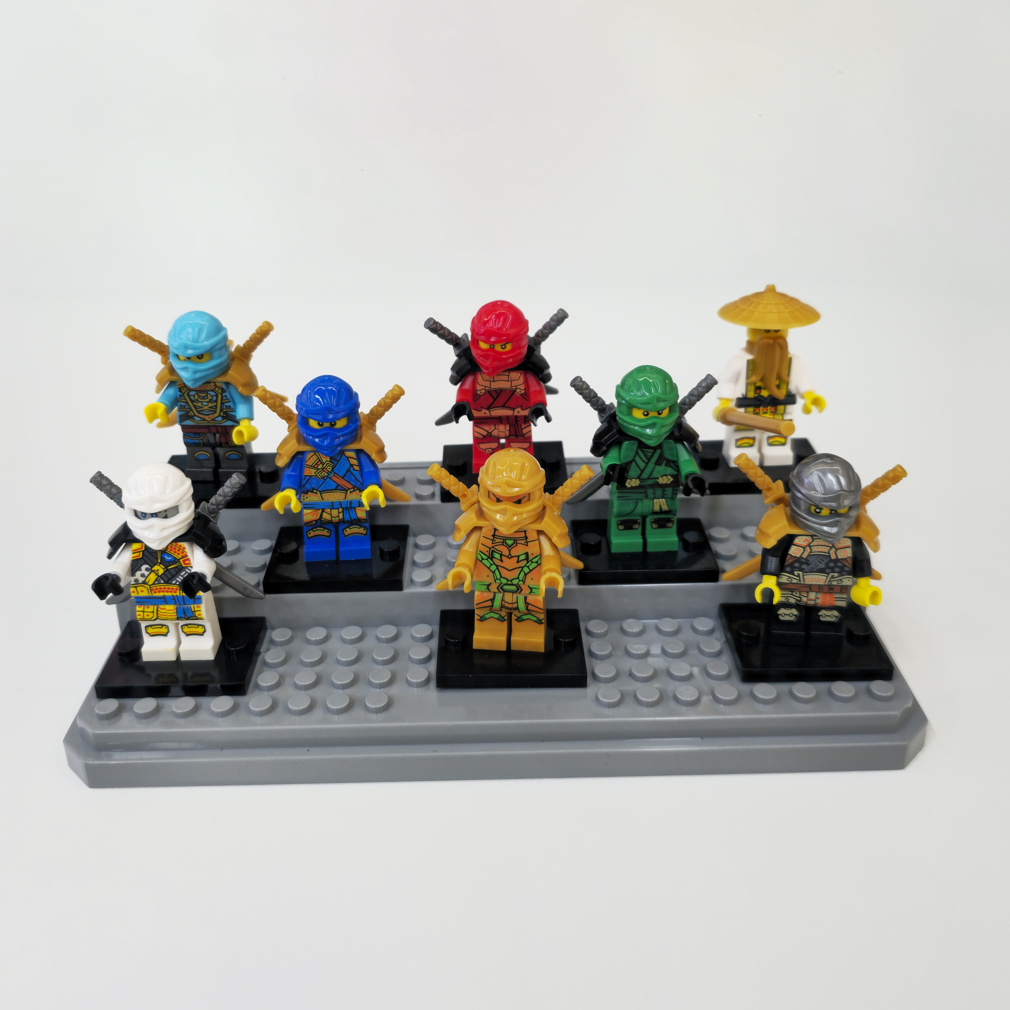Ninja Double Blade MiniFigure building blocks with base plate compatible with LEGO children's educational toys, factory export wholesale with Ninja Awakening Double weapons, 1 yuan, 24 pieces Application Scenario