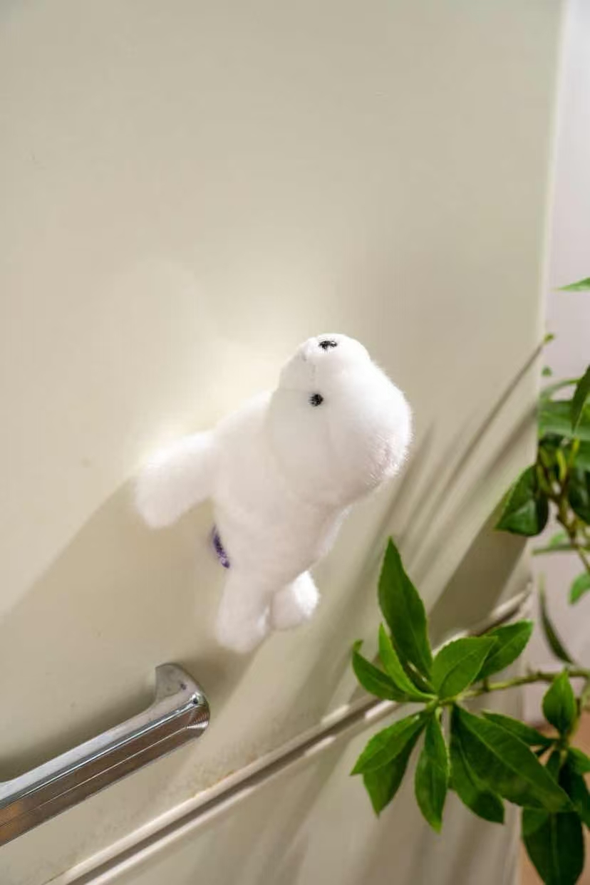 12cm软萌白色海豹毛绒公仔 两脚带磁铁可吸附 治愈系海洋风桌面车载摆件