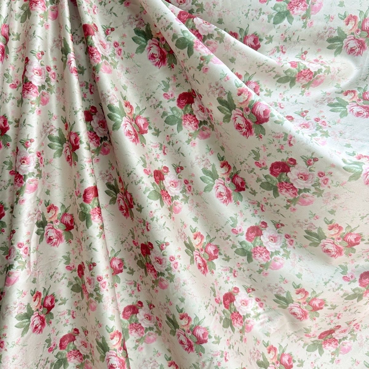 米底牡丹印花醋酸混纺柔光缎顺滑夏衬衫连衣裙旗袍套装抱枕面料细节图