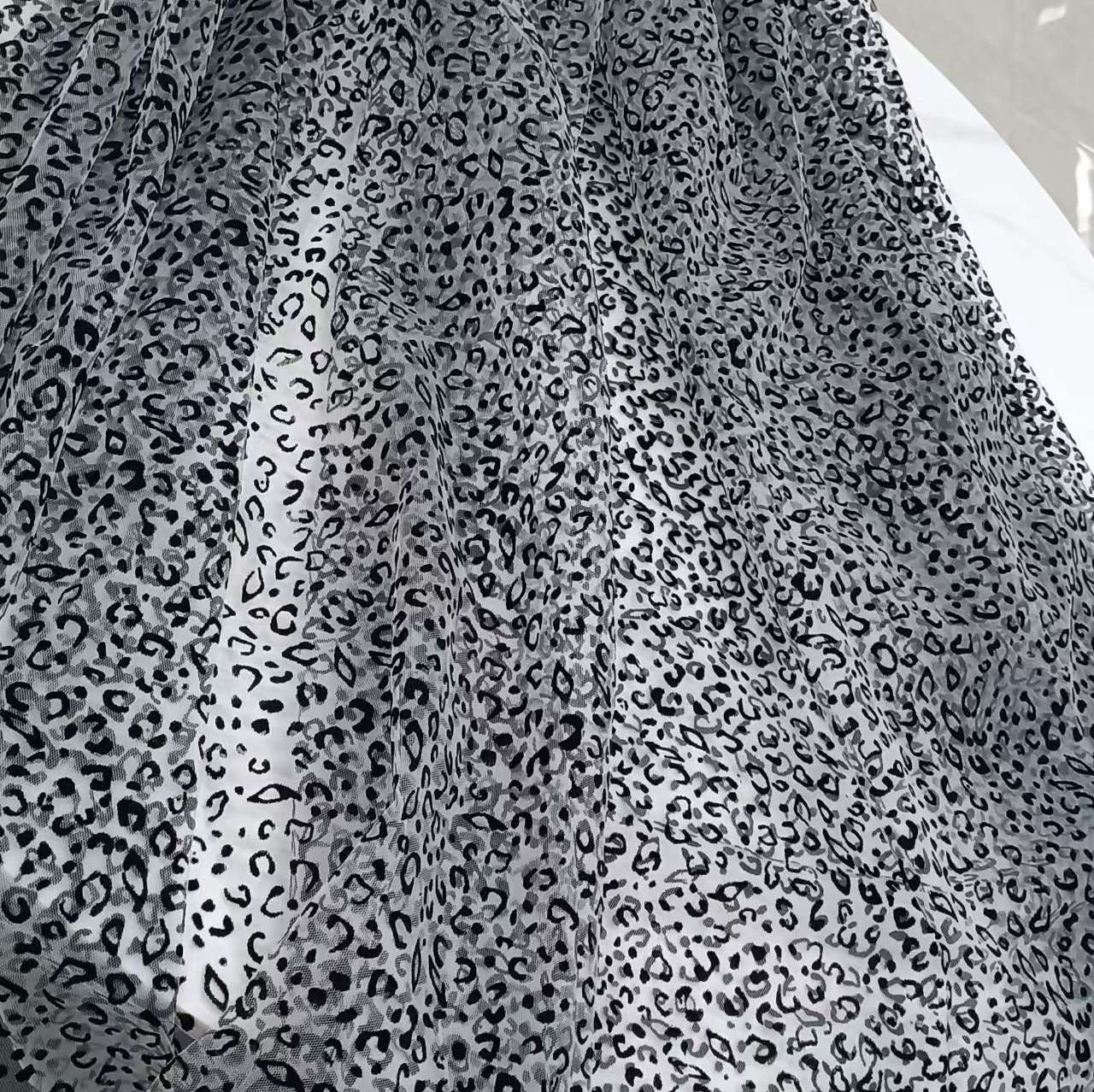 Double-layer mesh fabric, sandwich mesh, fabric cap mesh, low-elasticity, multi-purpose breathable material 28 Application Scenario