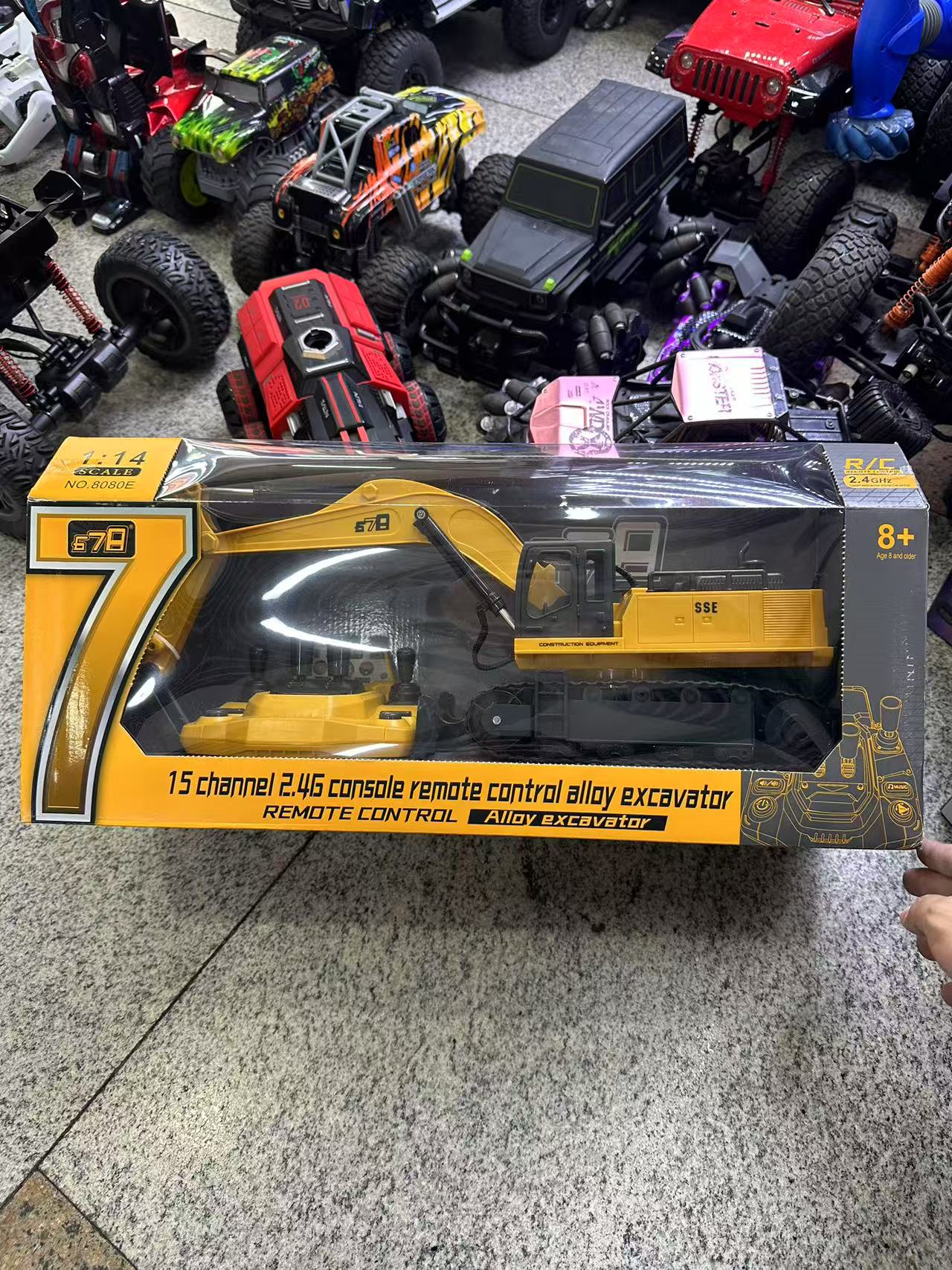 大黄蜂/变形金刚/机器狗/机器人玩具/bumblebee产品图