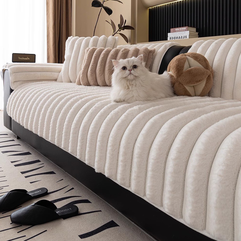 Striped rabbit plush thickened sofa cushion, winter Nordic-style fashionable sofa towel Application Scenario