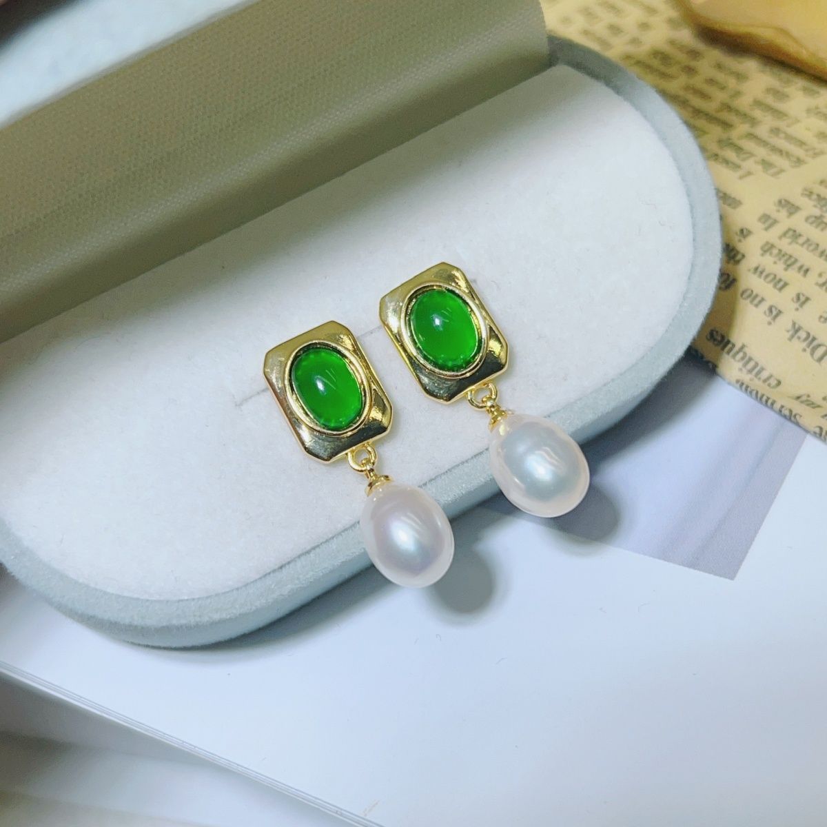 Natural blue turquoise Baroque pearl stud earrings, gold-plated, simple, fashionable and elegant women's pearl necklace detail image 2