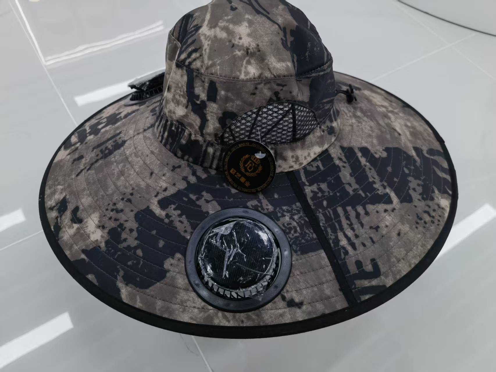 Outdoor adult fan technology solar UV-resistant waterproof travel cape camouflage cap Specification image