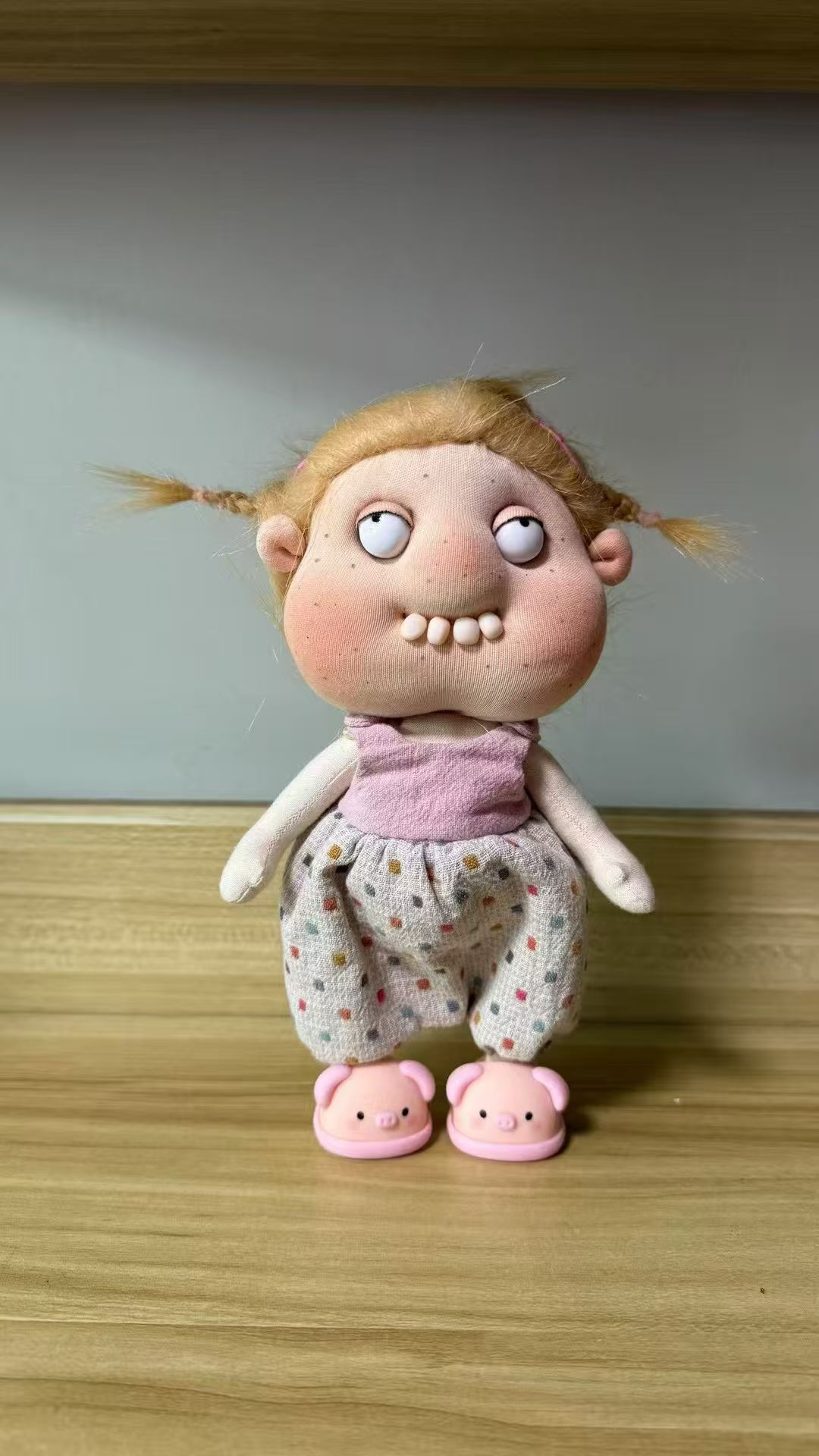 毛绒公仔、玩偶、娃娃实物图