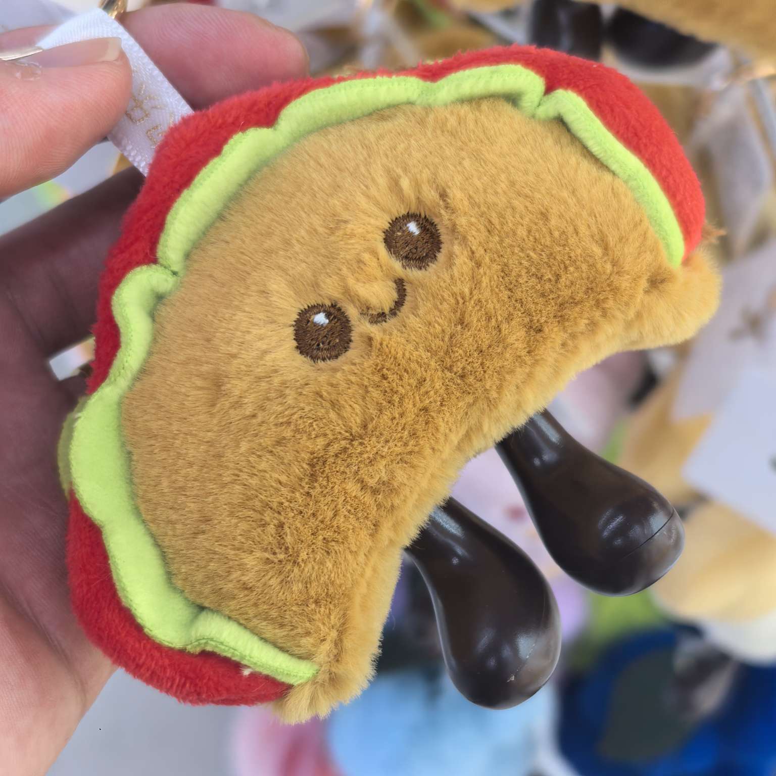 Plush food toy figurine pendant with comfortable hand feel and plastic foot accessories Specification image