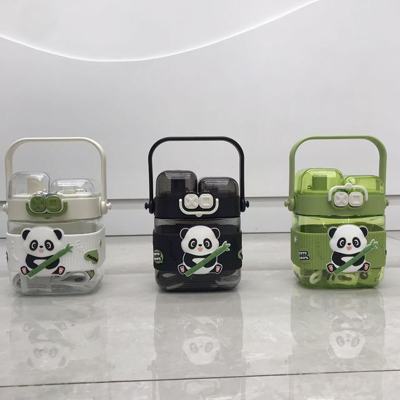 卡通独角兽恐龙双饮杯 大容量便携斜挎背带吸管杯 学生儿童防摔高颜值塑料水杯详情5