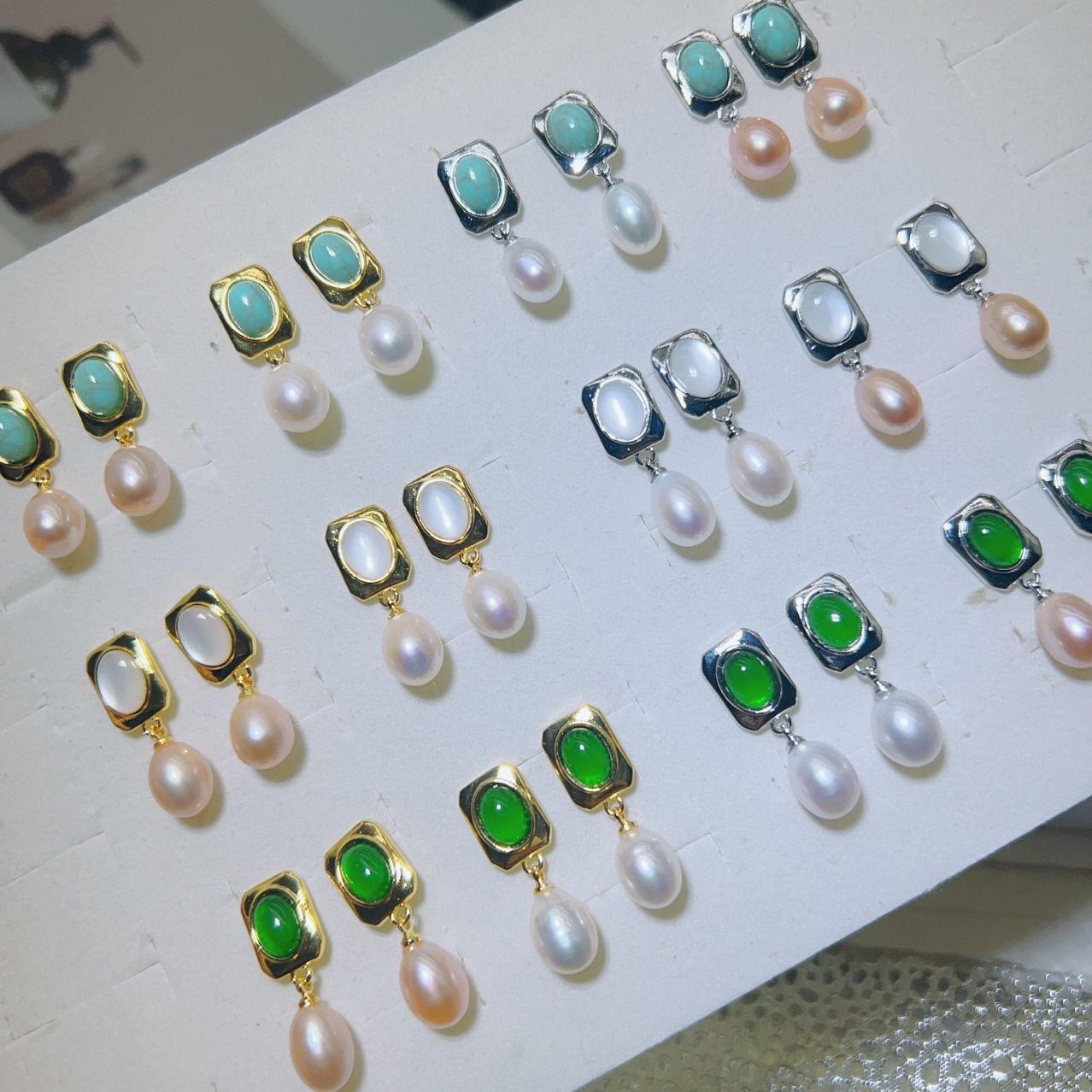 Natural blue turquoise Baroque pearl stud earrings, gold-plated, simple, fashionable and elegant women's pearl necklace detail image 8