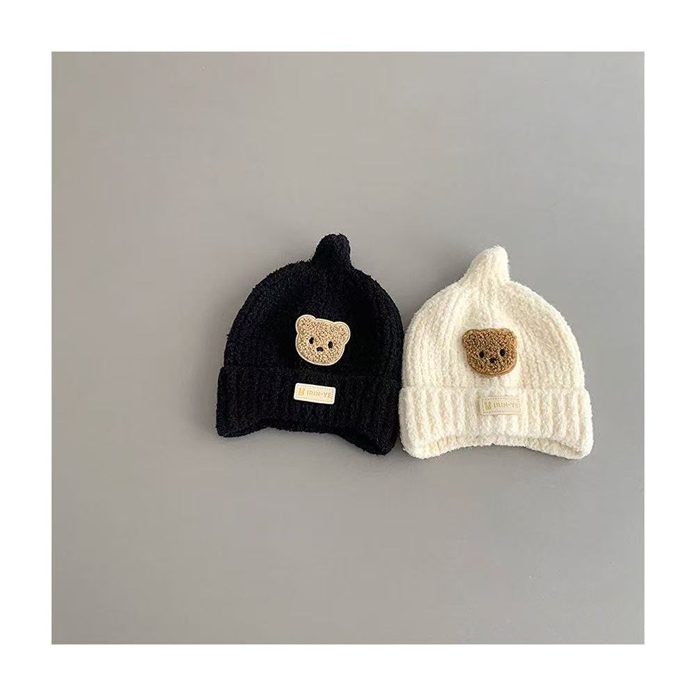 Warm and cute thickened ear-protecting hats for newborns and children, hooded hats, autumn and winter baby hats, velvet hats in red