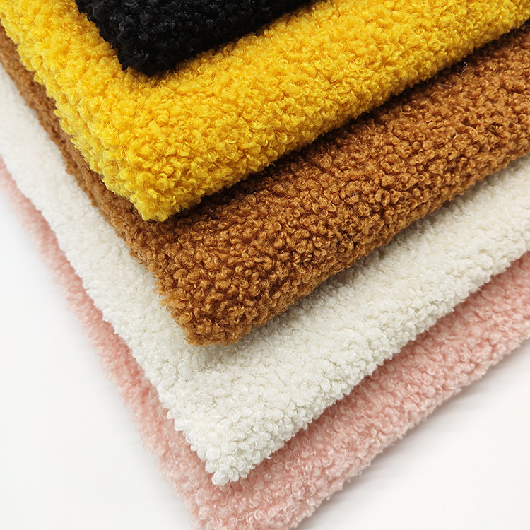 Small-grained Teddy fur hats, clothing and hair accessories details Picture