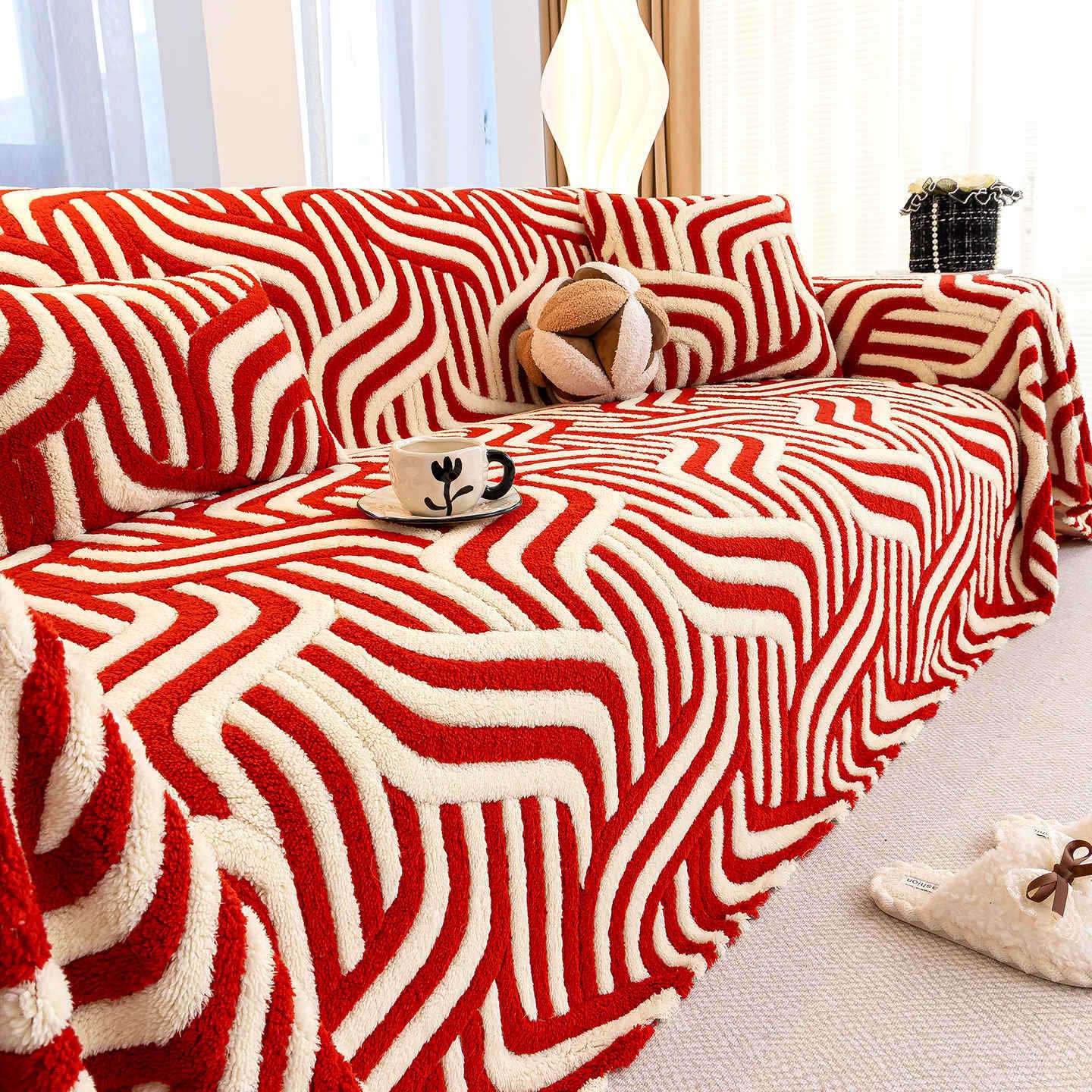 New plush sand hair towel for Winter 2025, a high-end and light luxury full cover protective case, anti-cat scratch sofa cover Specification image