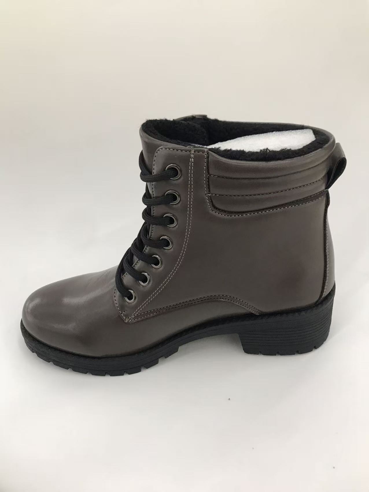 Ethnic style boots for women, spring and autumn, long, fashionable and casual, large-sized ethnic style boots full figure
