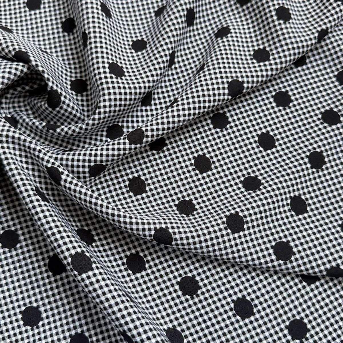 【 Checkered polka dots 】 Plant cotton, Sanrisse, kapok, artificial cotton, printed fabric, shirt and dress fabric Specification image