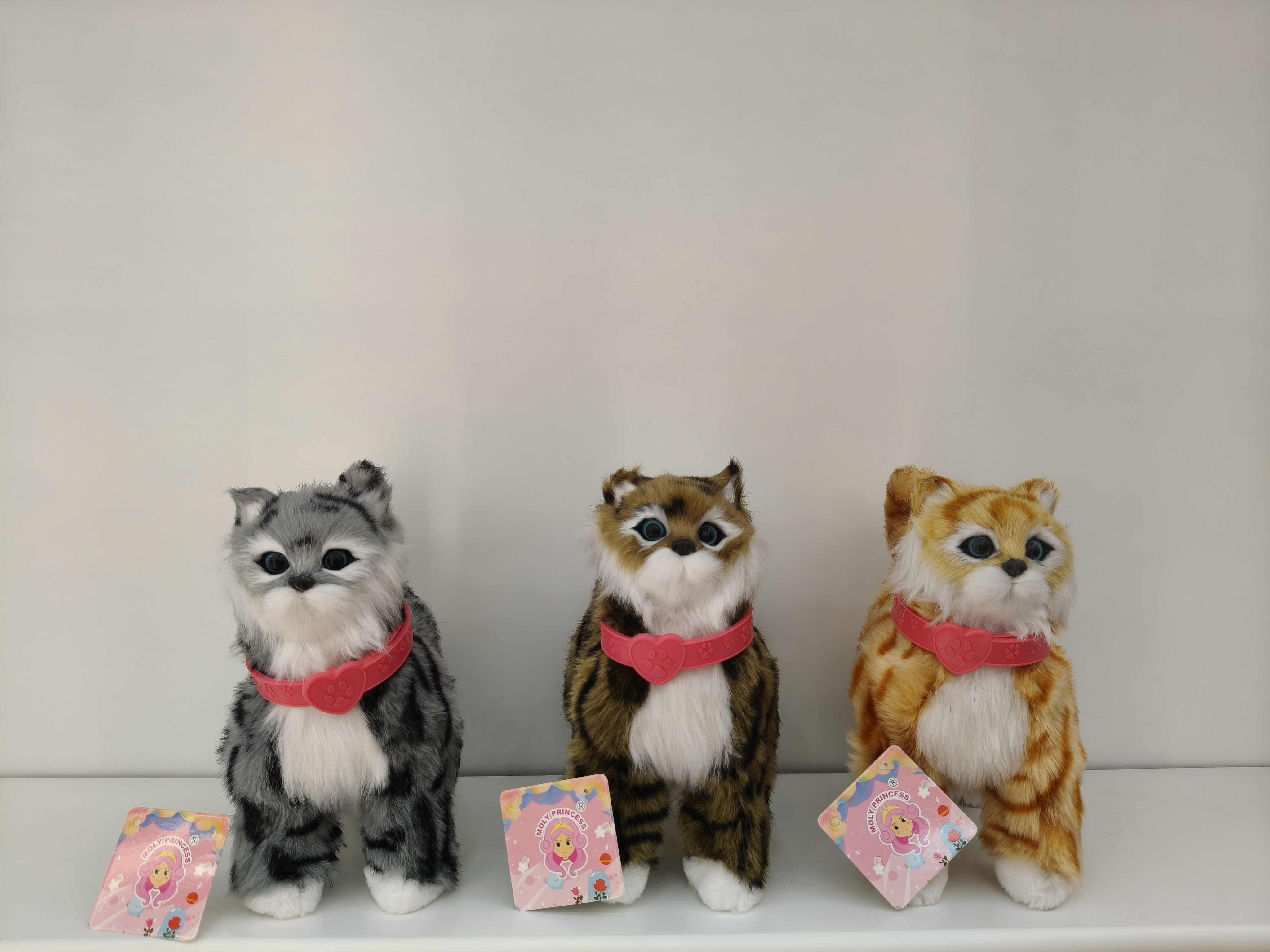 A new and popular holiday gift for the cat and dog series of electric plush toys, the left-right jumping cat