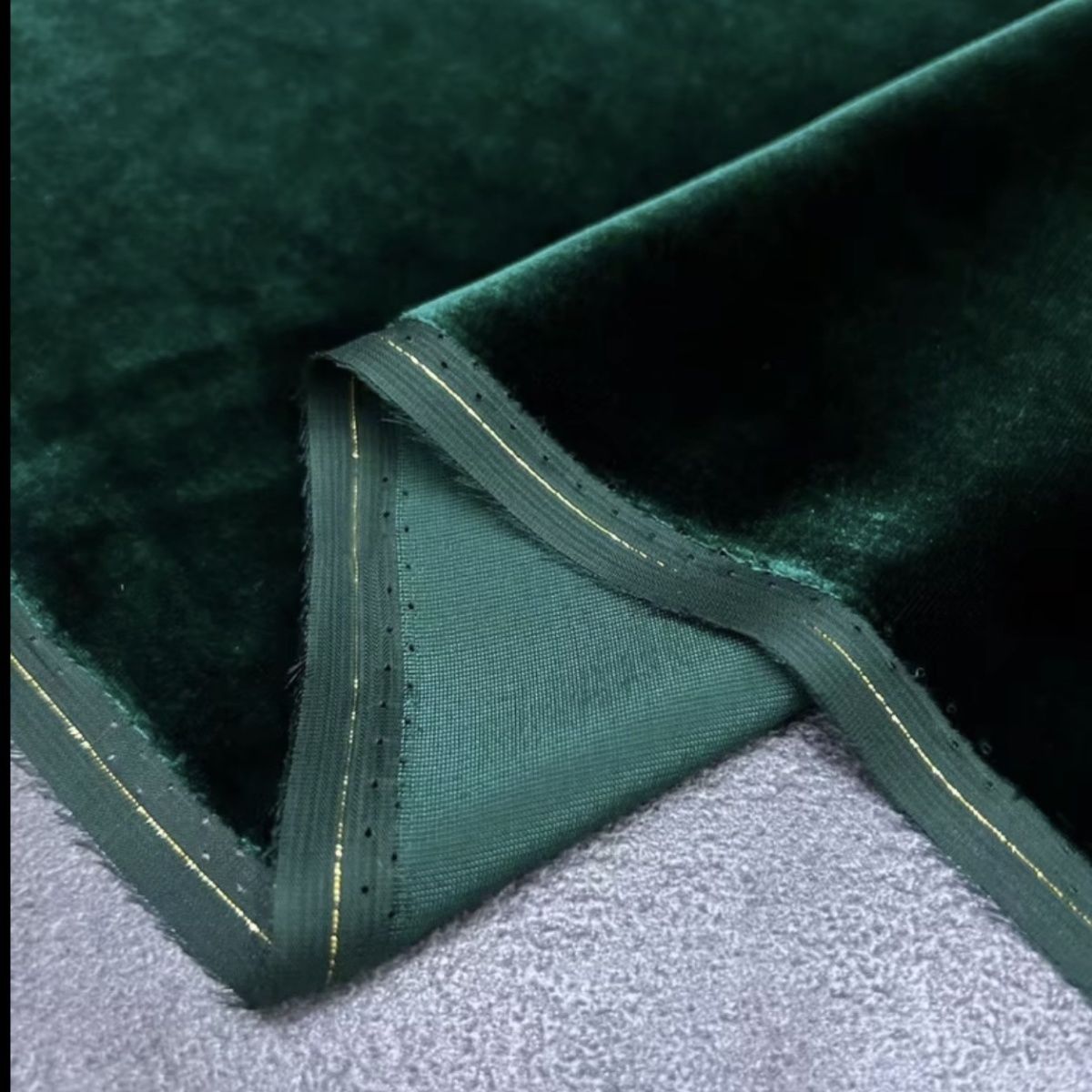 Dark green imported velvet mid-thick autumn and winter dress pants, cheongsam and skirt fabric, retro fabric details Picture