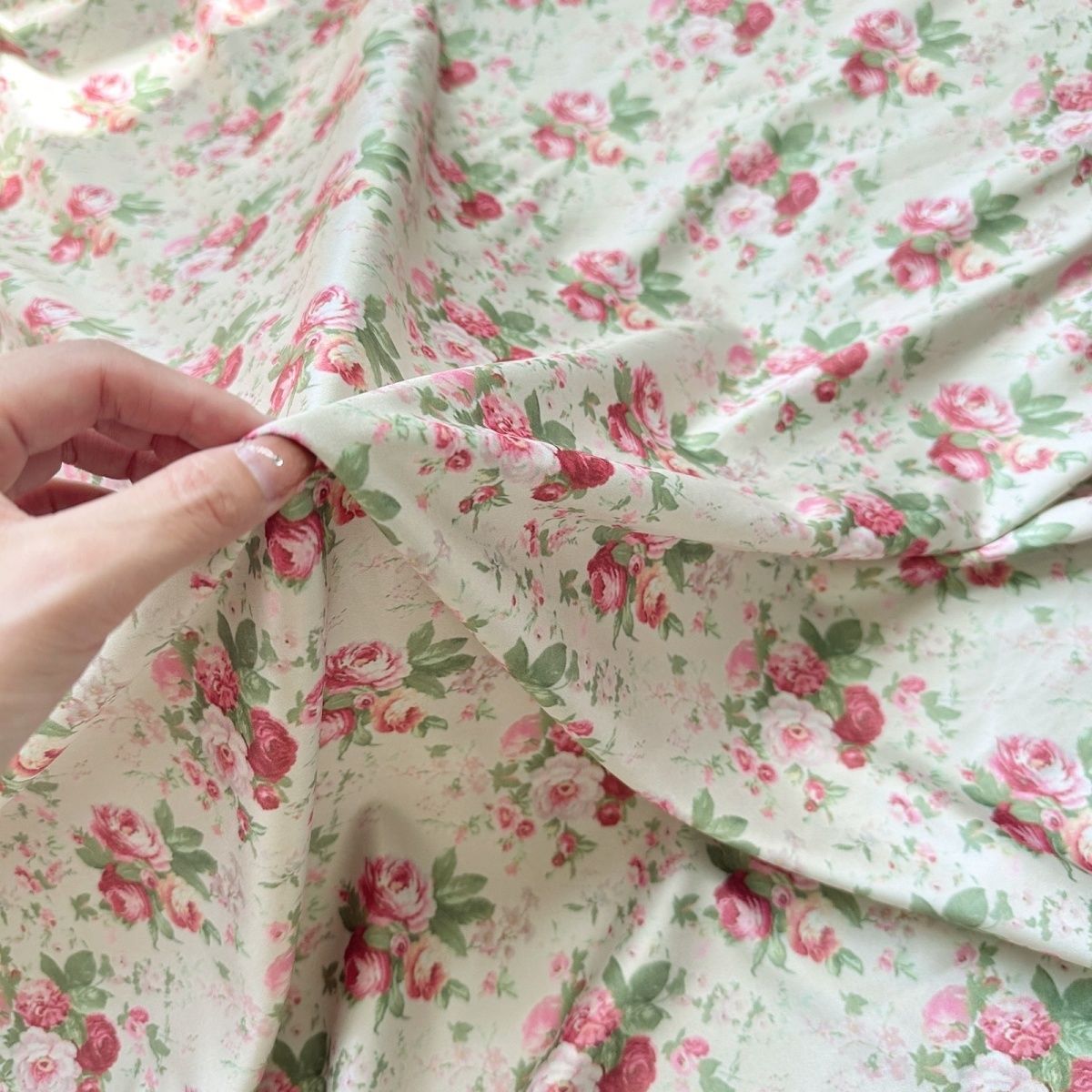 米底牡丹印花醋酸混纺柔光缎顺滑夏衬衫连衣裙旗袍套装抱枕面料