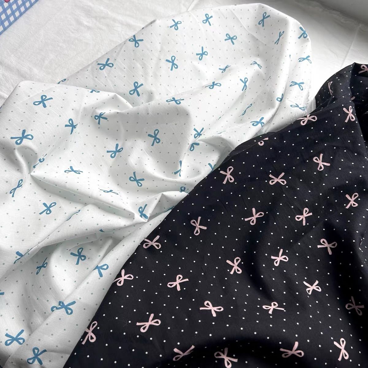 All-cotton, thin Korean-style InS-style dotted bow canvas bag, tablecloth, children's dress, women's shirt Application Scenario