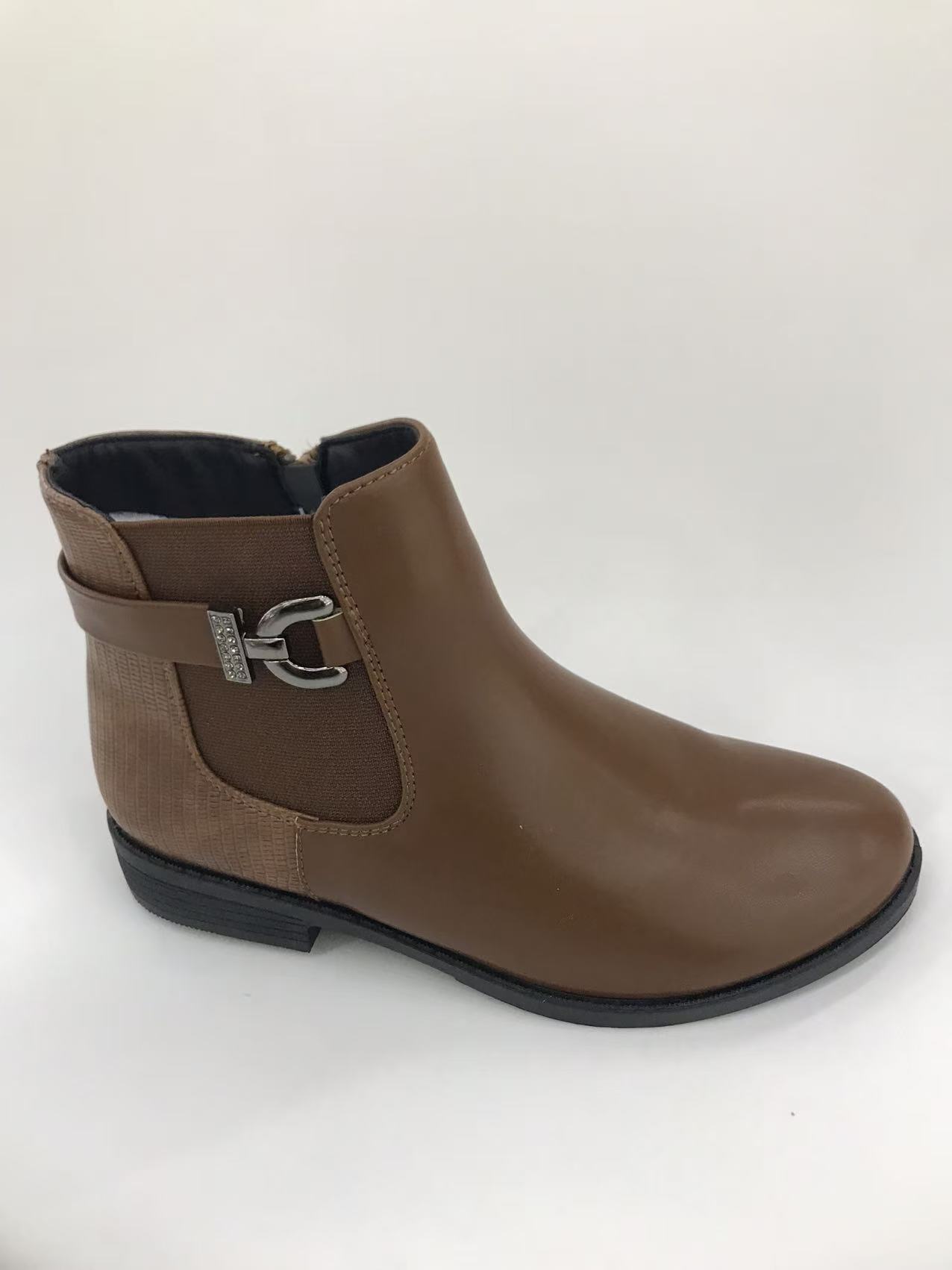 Ethnic-style boots for women in spring and autumn, fashionable and casual, large-sized ethnic-style boots full figure