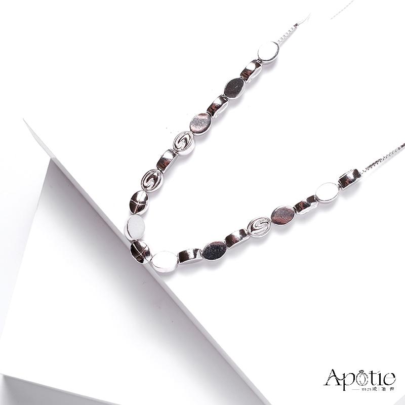 APOTIE's versatile Smiling Silver necklace details Picture