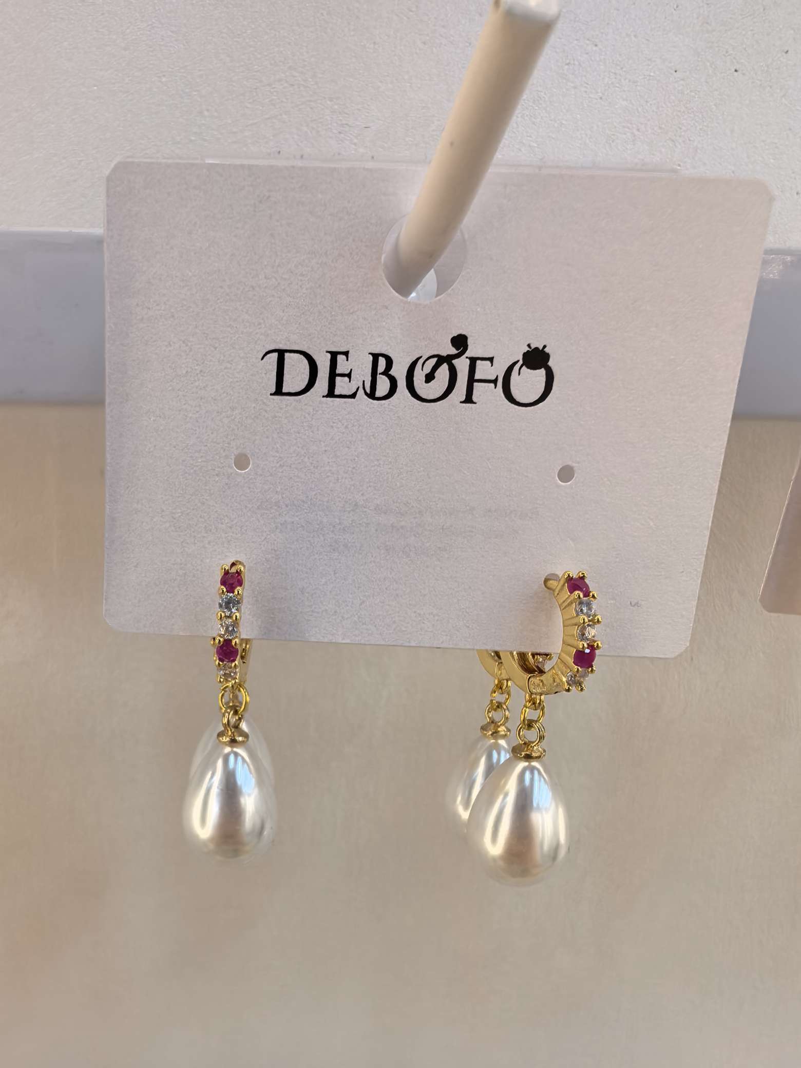 时尚珍珠耳钉耳饰  女款 气质简约  耳饰品  百搭耳饰品  饰品配饰