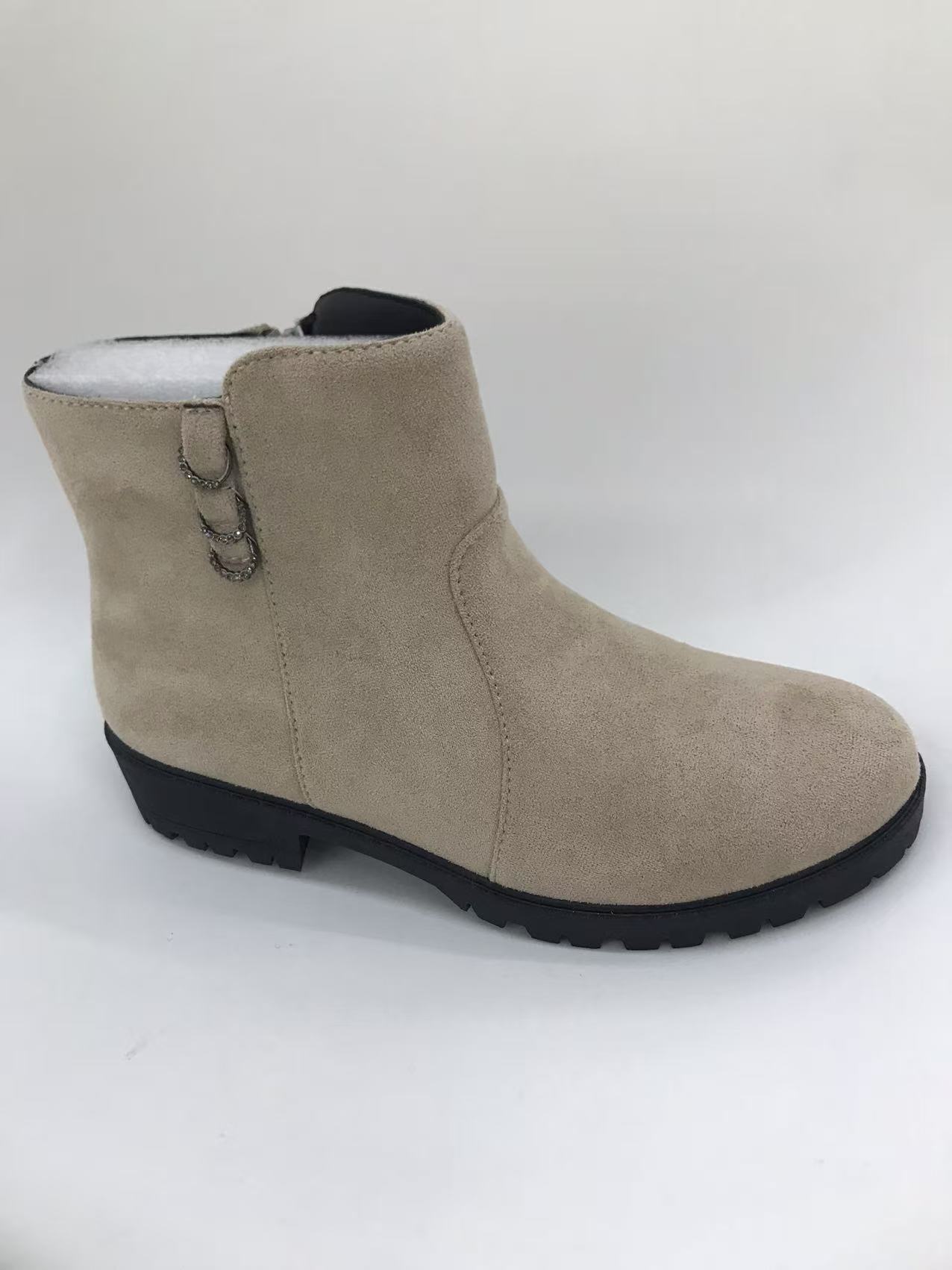 Women's spring and autumn long-sleeved yellow leather shoes with ethnic style are fashionable and casual full figure