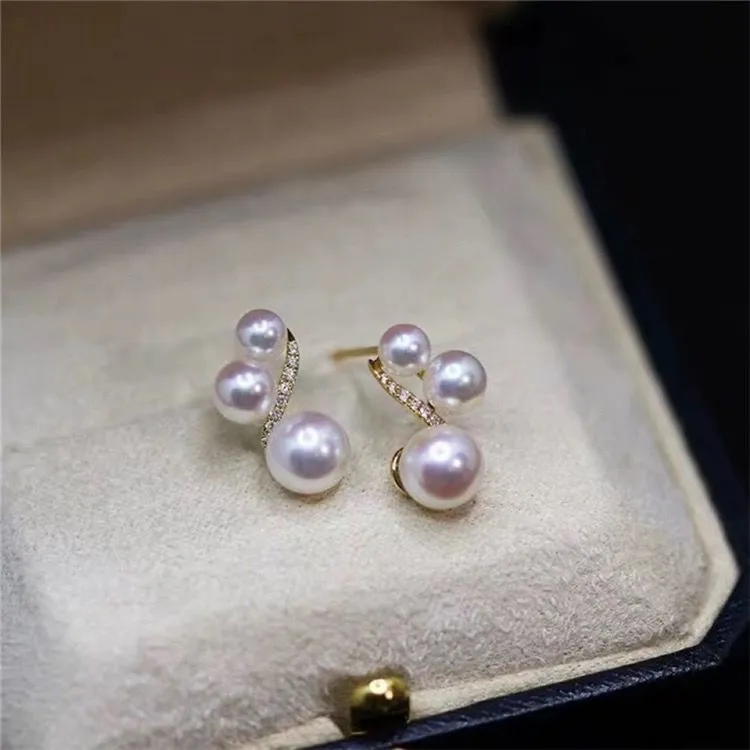 New and niche pearl stud earrings with a light luxury and simple design, a bestseller with a high-end and elegant style, pearl necklaces, jewelry and necklaces detail image 7