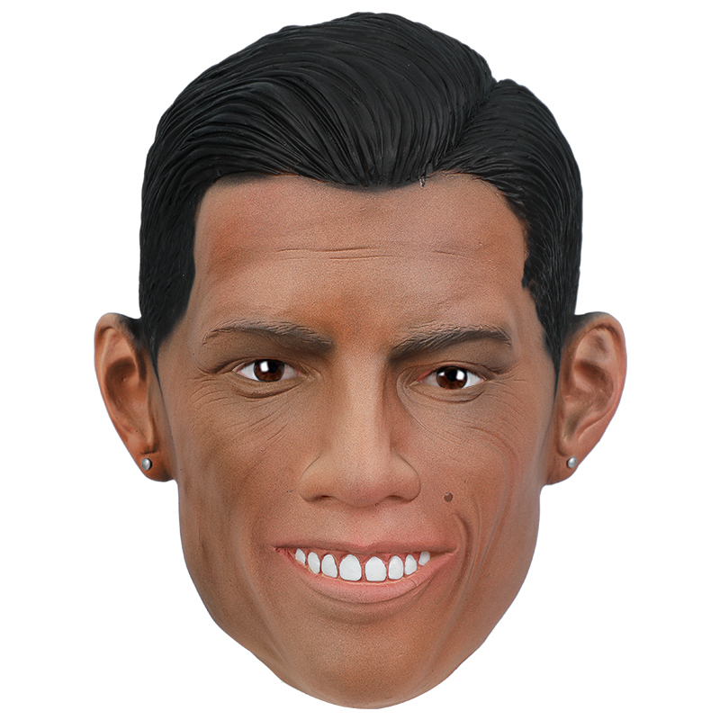 Cristiano Ronaldo masks are selling well, and fans are chasing after star merchandise Item Picture