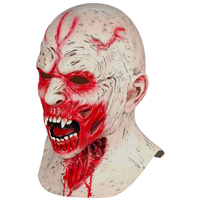 A terrifying mask makes a thrilling appearance, with a blood-torn face that shakes the eyes. It's a must-have item for Halloween. details Picture