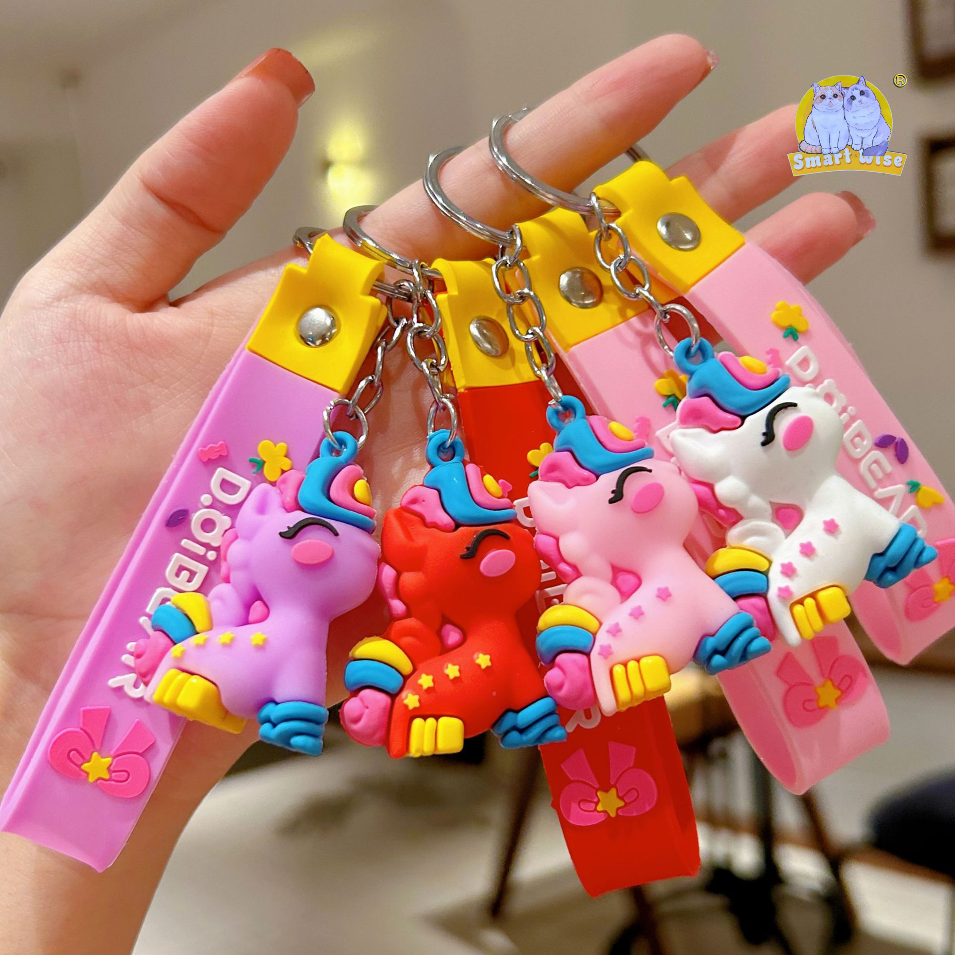 New cute little horse 2026 Year of the Horse keychain pendant, schoolbag, couple pendant, gift. May the New Year be a year of success