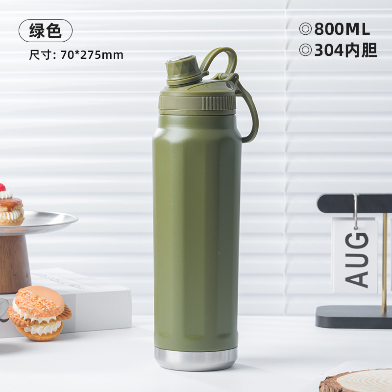 Cross-border 304 stainless steel vacuum insulated cup, large-capacity space pot, outdoor portable fitness simple sports water bottle Application Scenario