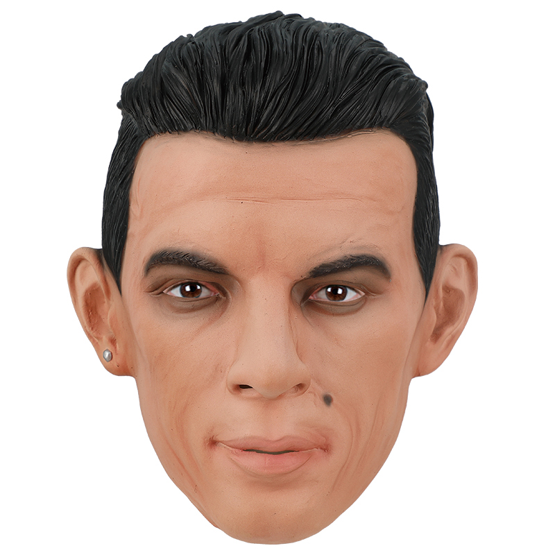 Cristiano Ronaldo masks are selling well, and fans are chasing after star merchandise