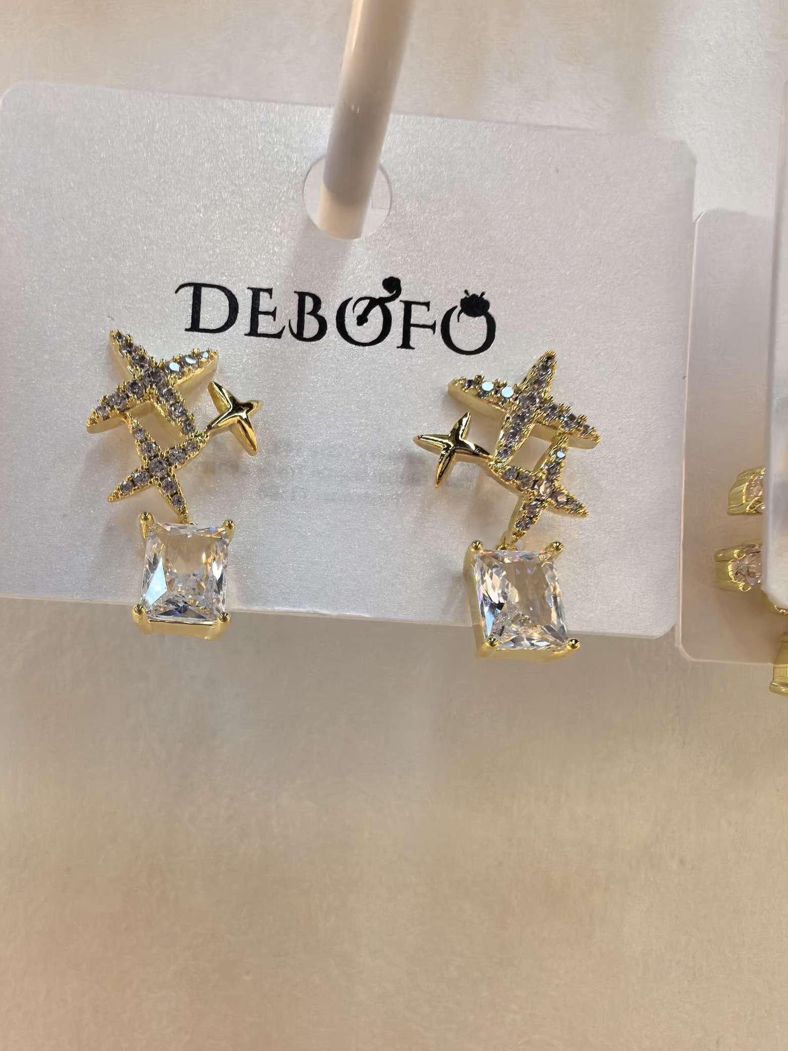 时尚耳钉耳饰  女款气质简约  耳饰品  百搭耳饰品  饰品配饰