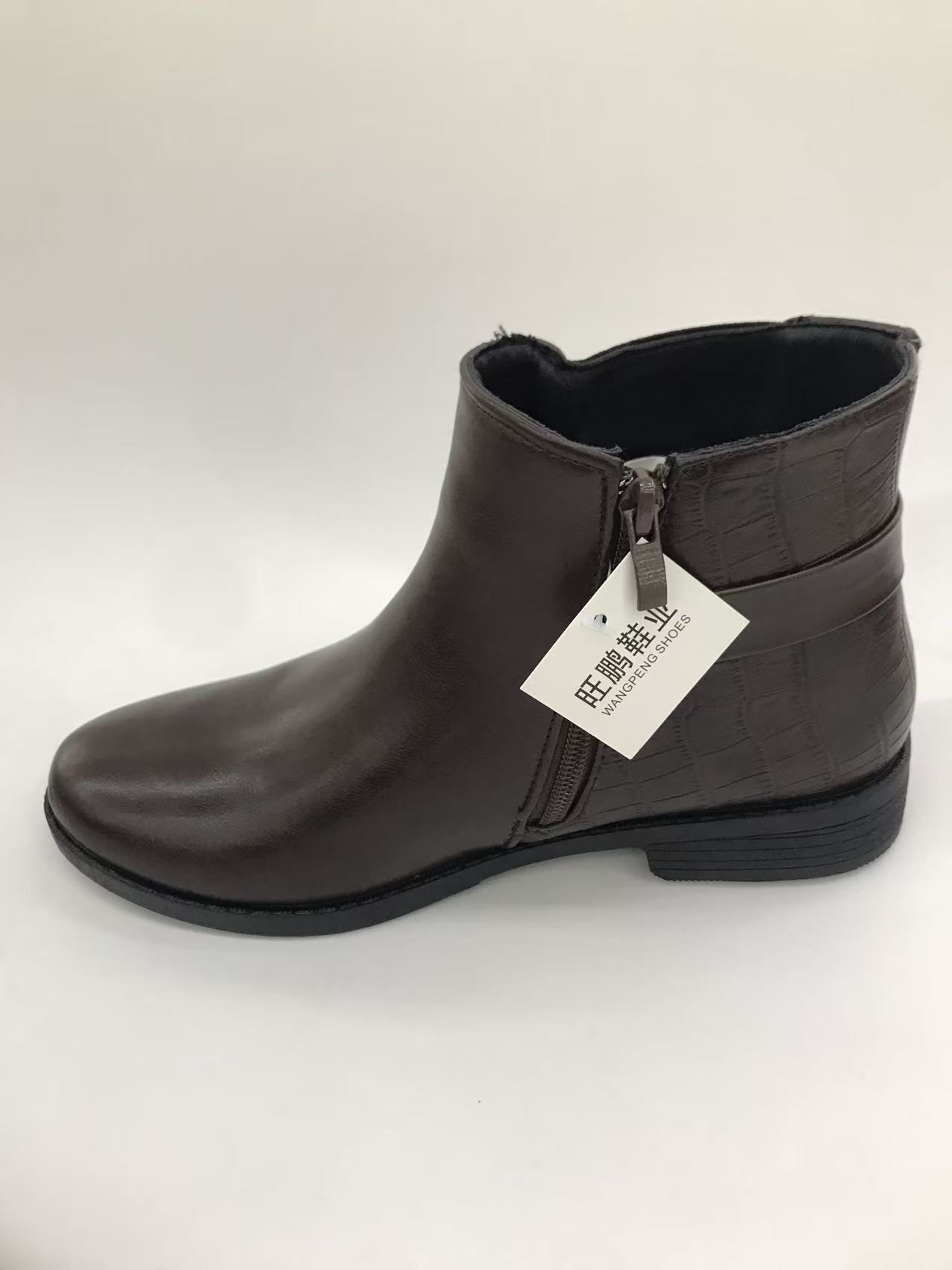 Lady Boots Spring and Autumn low-top leather shoes, fashionable and casual ethnic style large-sized boots, lady boots details Picture