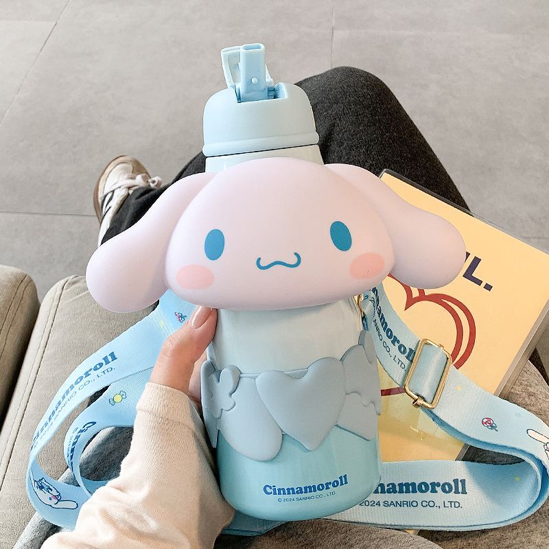 日用百货水杯保温杯钛杯磁吸便携保温水壶多功能杯子学生户外运动杯白底实物图