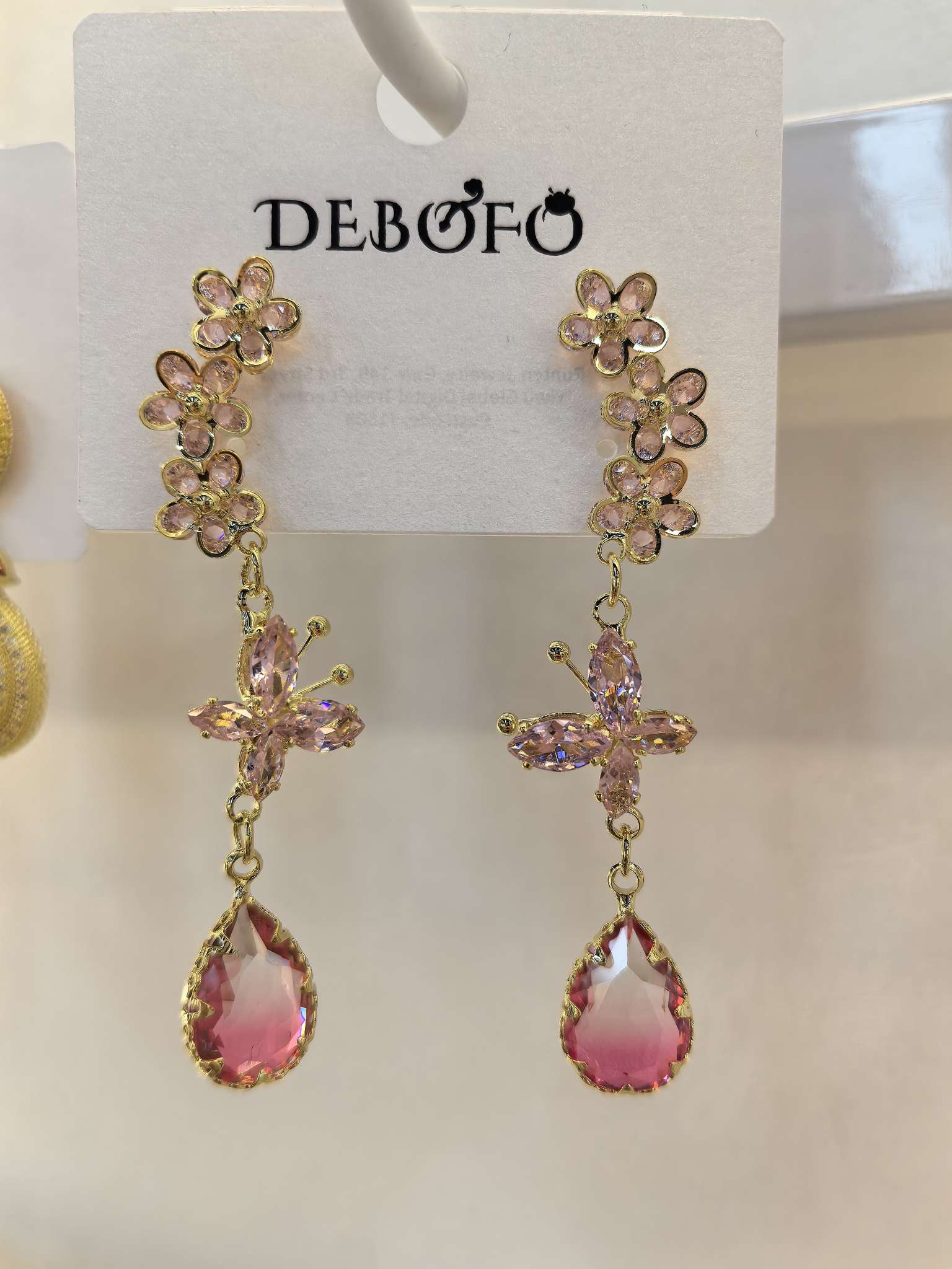 时尚耳钉耳饰  女款 气质简约  耳饰品  百搭耳饰品  搭配潮流款