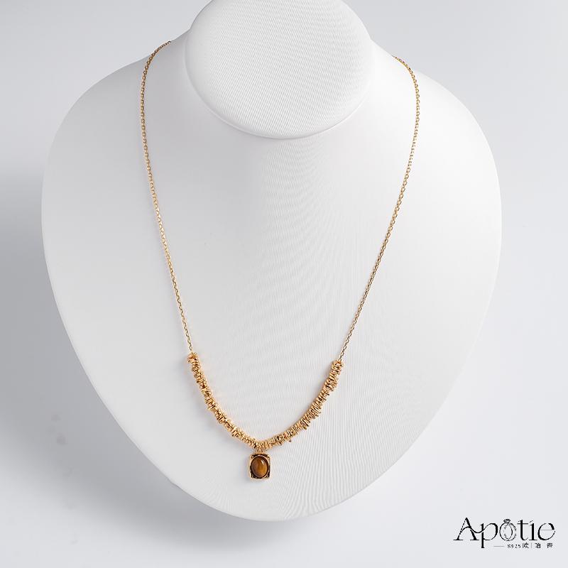 APOTIE Silver Silver Orange-red Agate Necklace Application Scenario