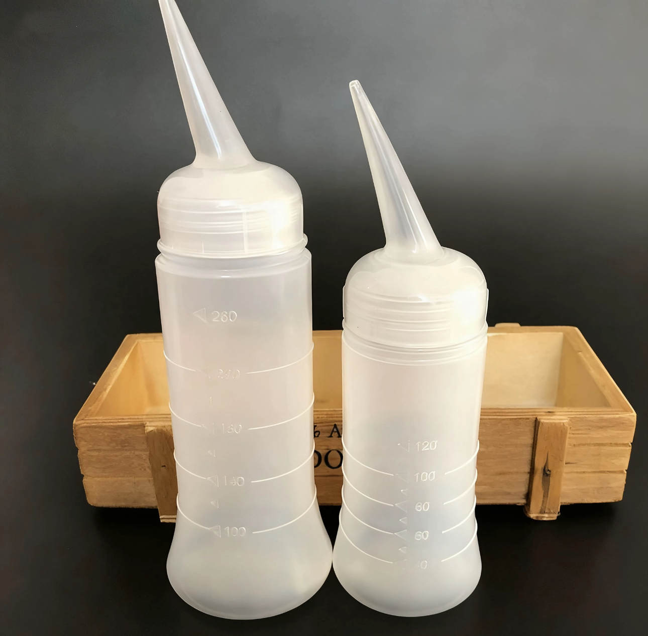 150ML slanted-mouth hair dry cleaning bottle, hair dry cleaning kettle, shampoo bottle, cleaning and rinsing bottle, drip water bottle with scale, electric hair water medicine bottle