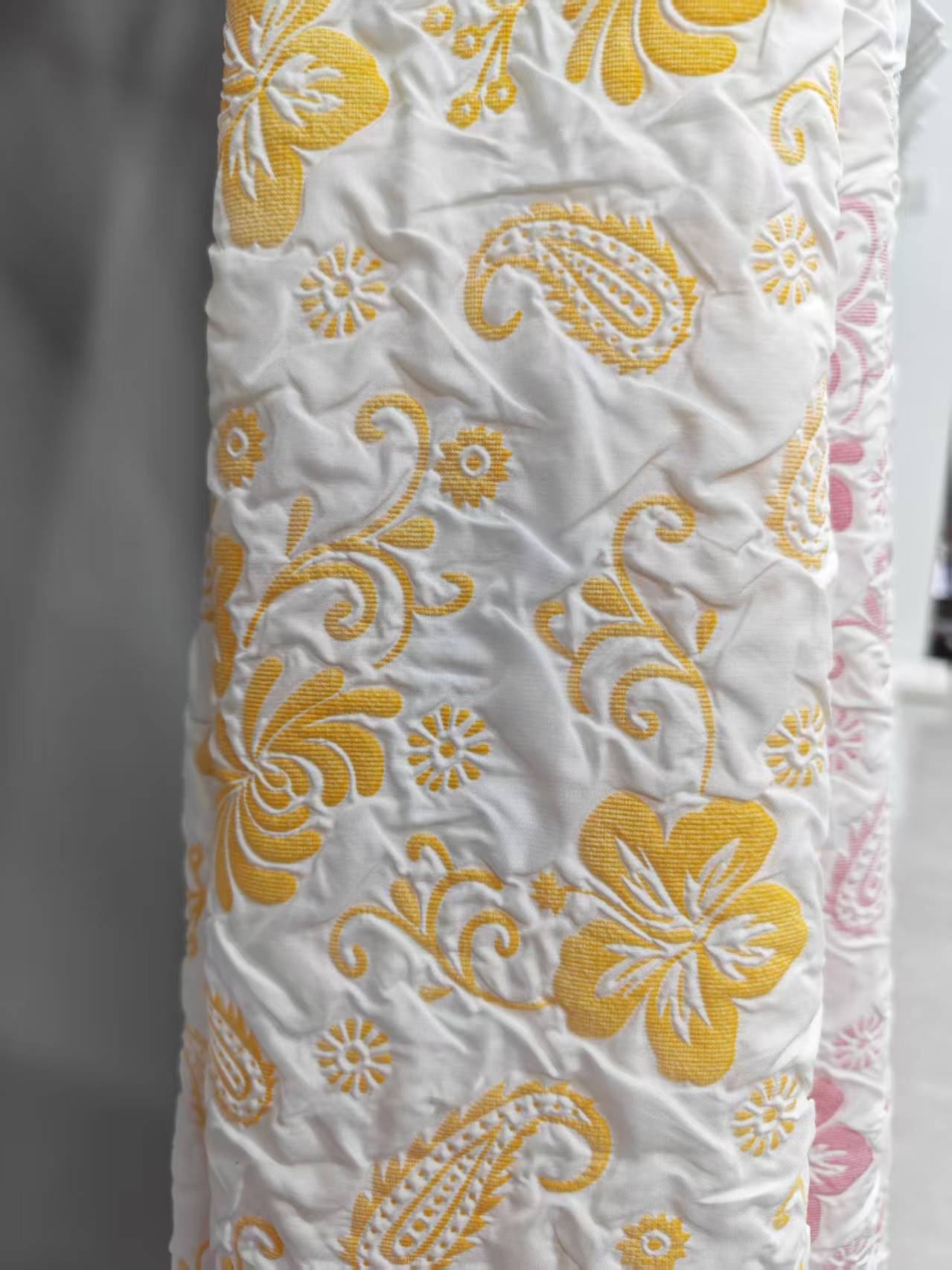 Pezzley floral pattern bubble fabric composite fabric for clothing, accessories, pet supplies, bags and accessories details Picture