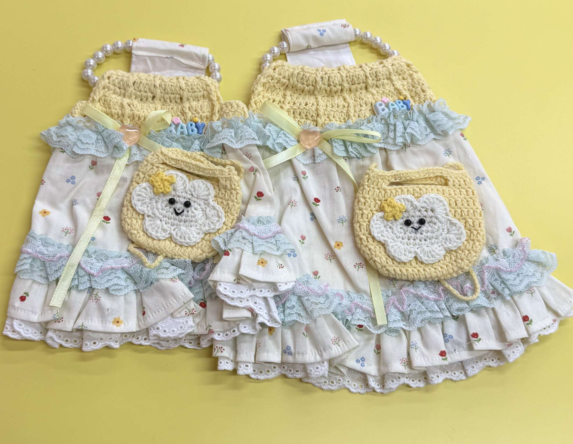 狗狗猫咪黄色毛绒包软萌可爱不束缚碎花裙